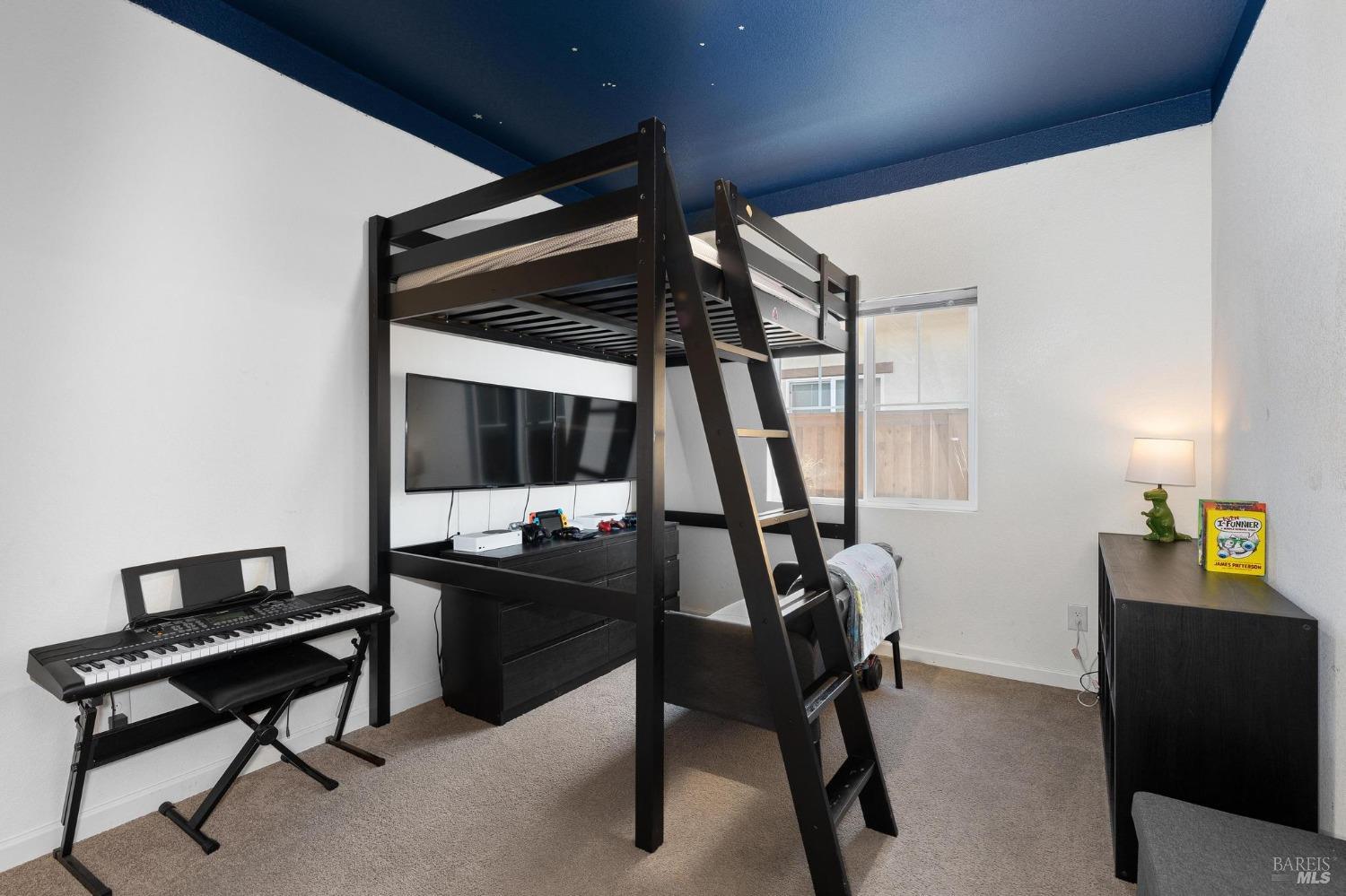 1765 Honeysuckle Way