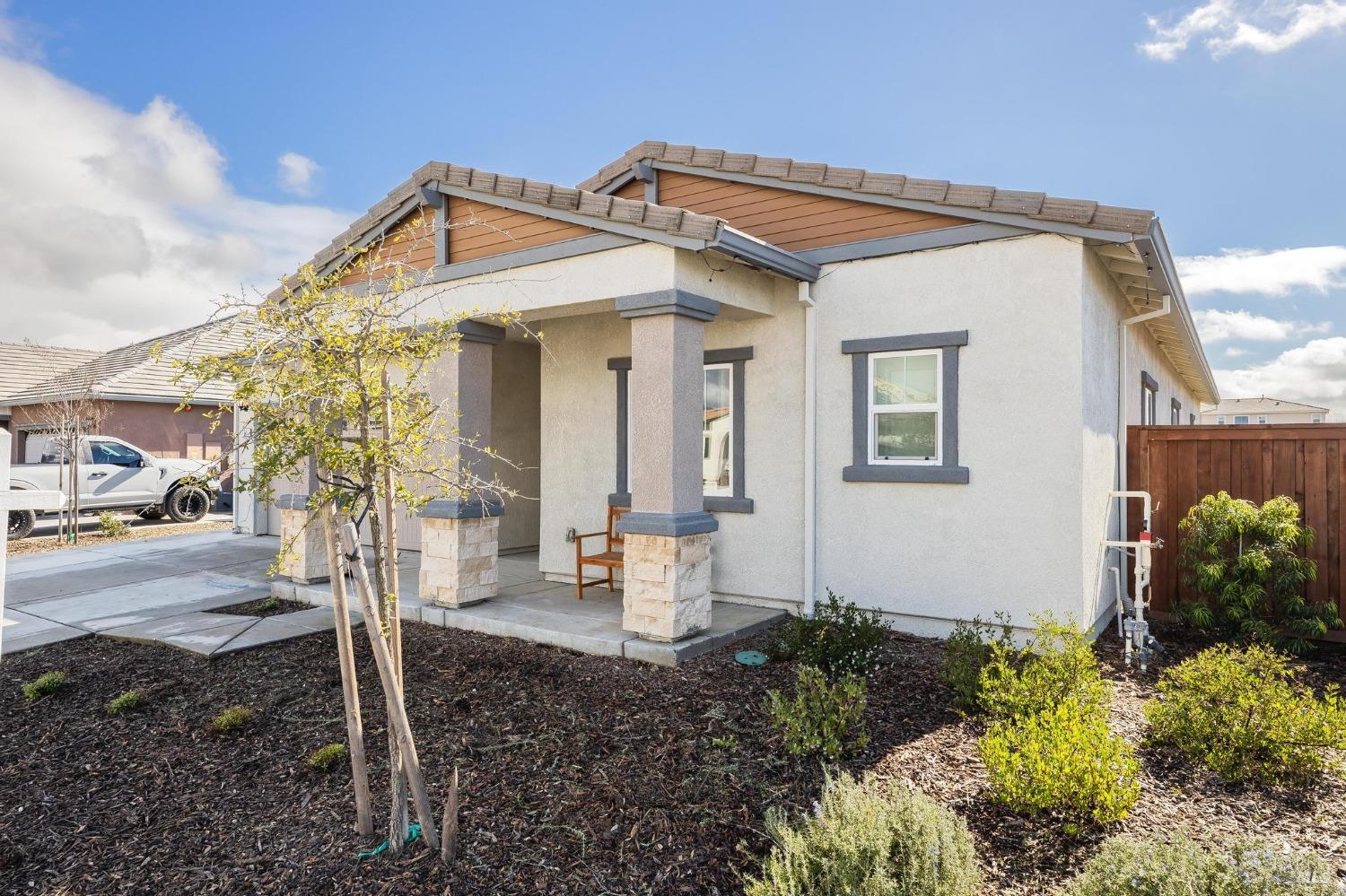 1765 Honeysuckle Way