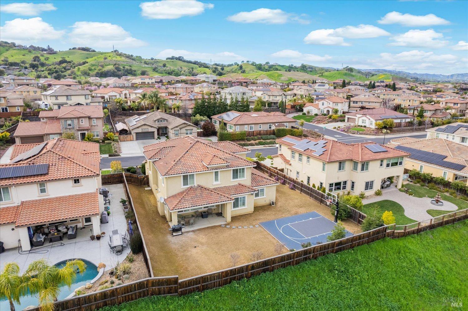 690 Elderberry Loop