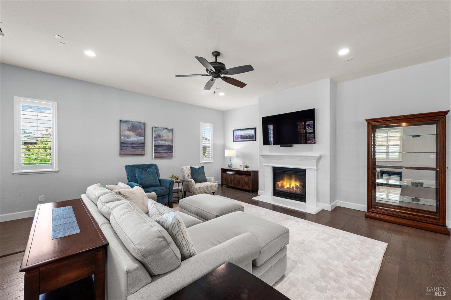 214 Rolling Sage Cir