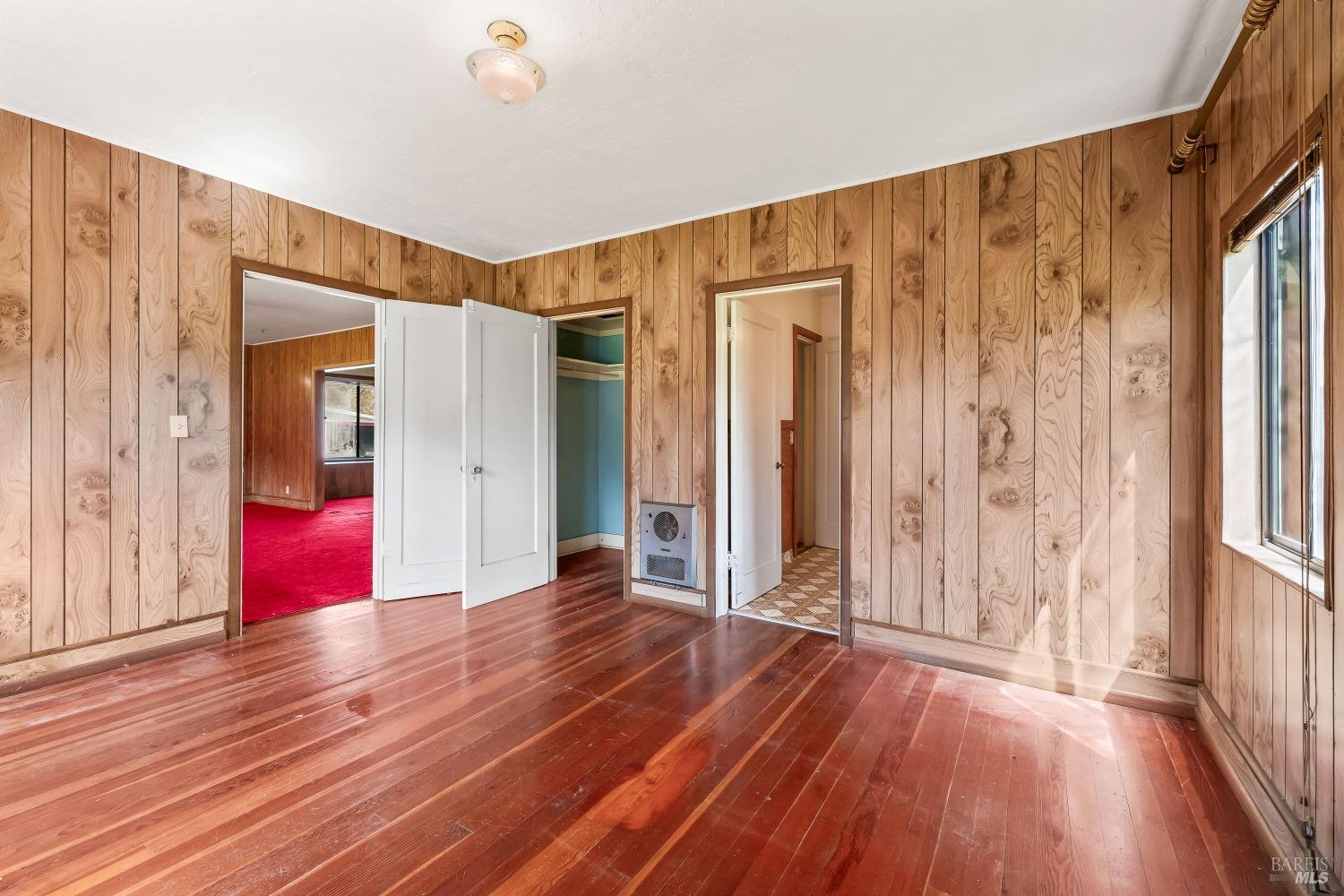 590 W Mendocino Avenue