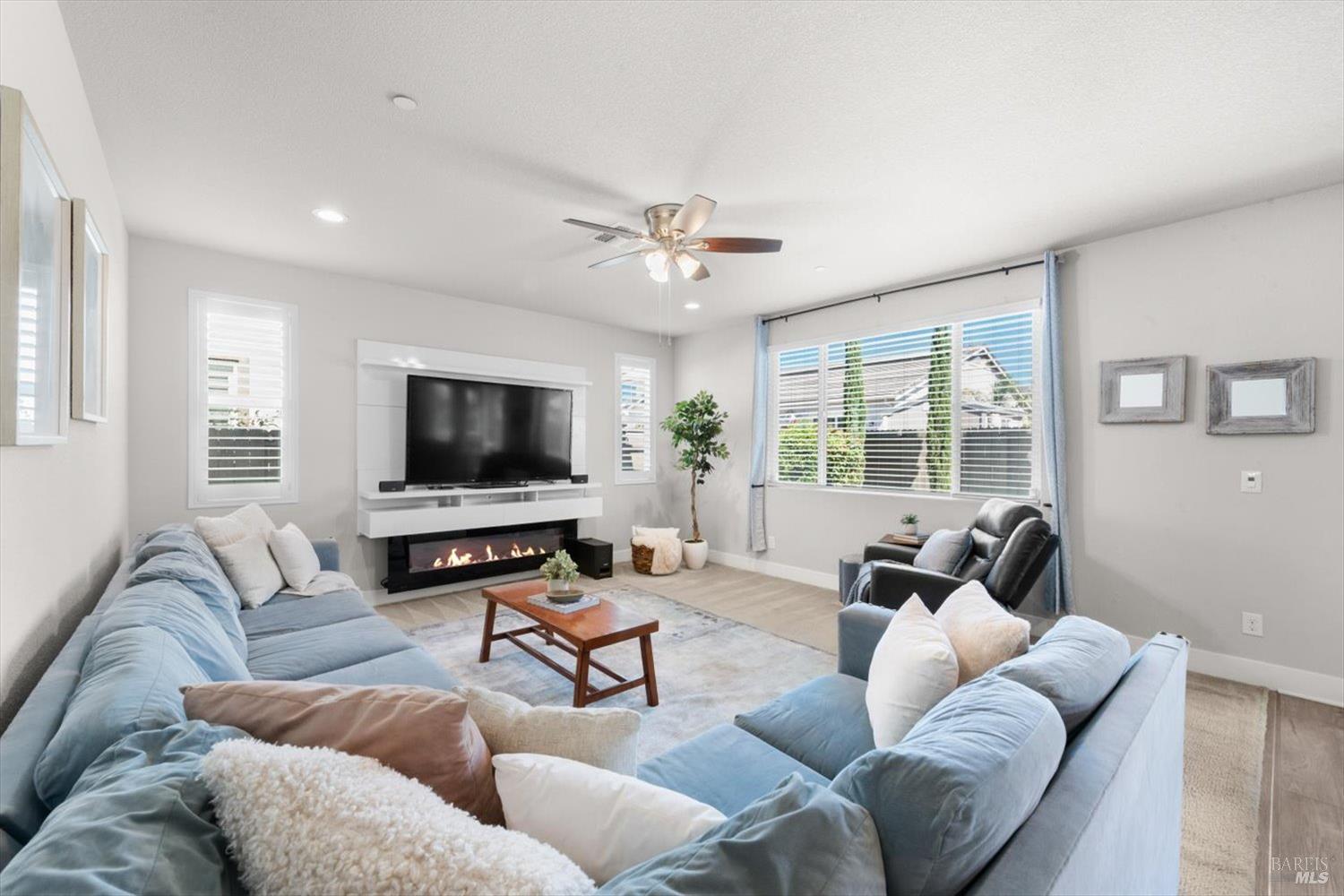 972 Day Lilly Dr