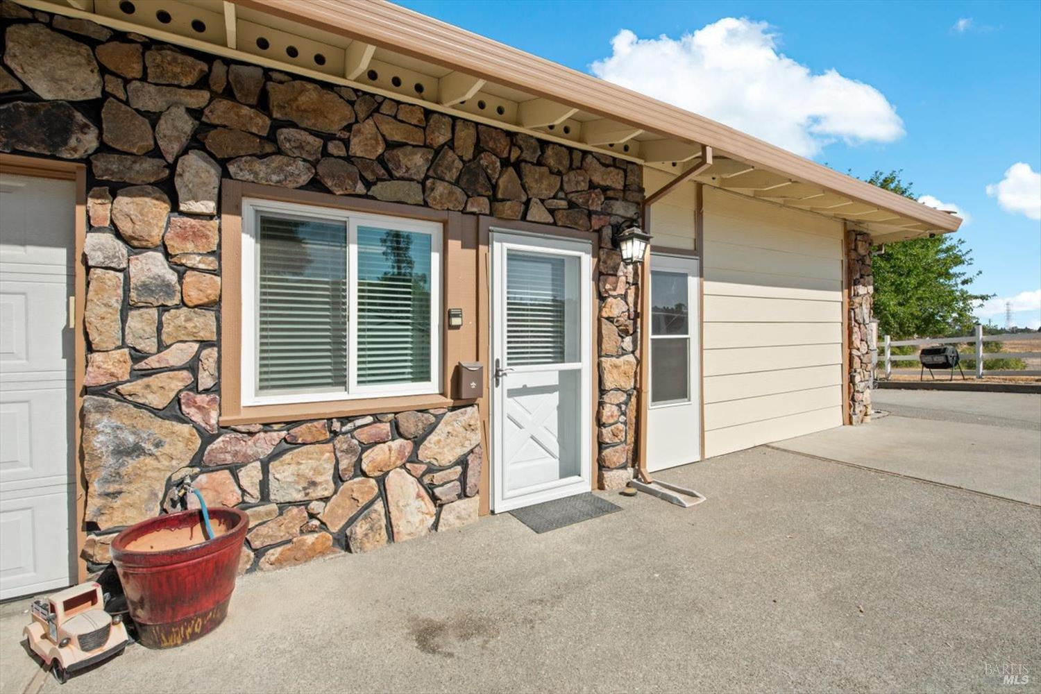 4265 Summerwood Ct