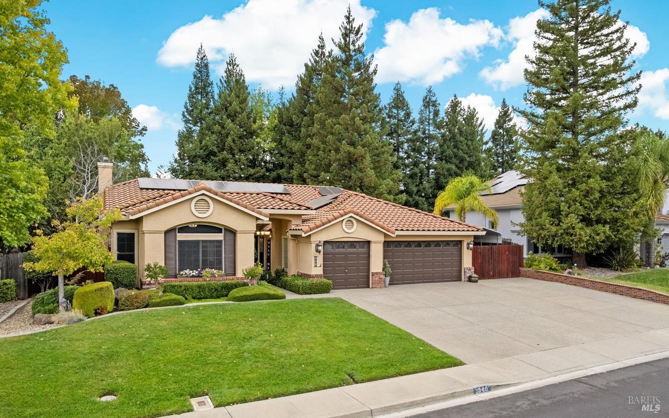 349 Birchwood Ct