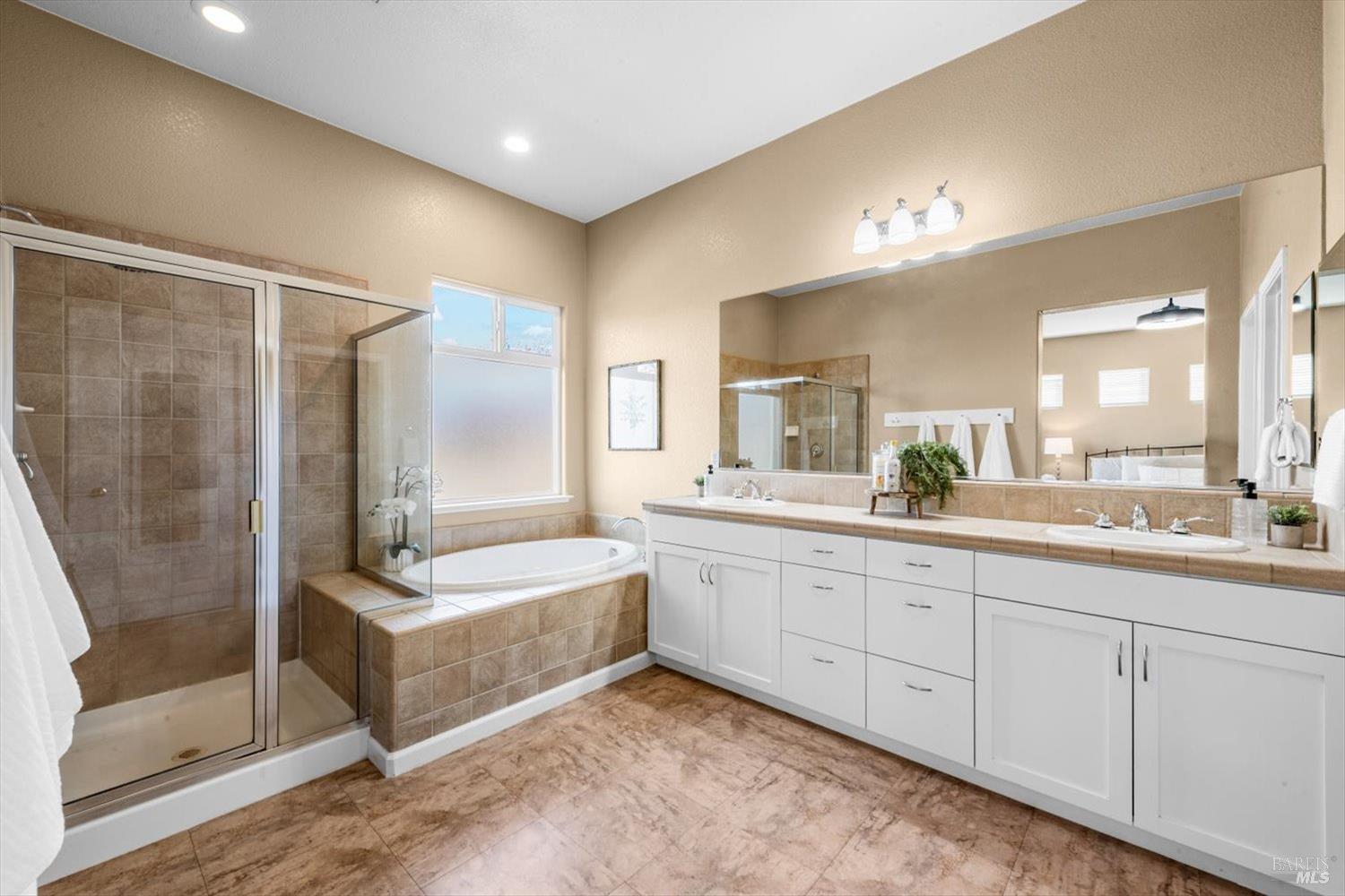 624 Emerald Hills Circle