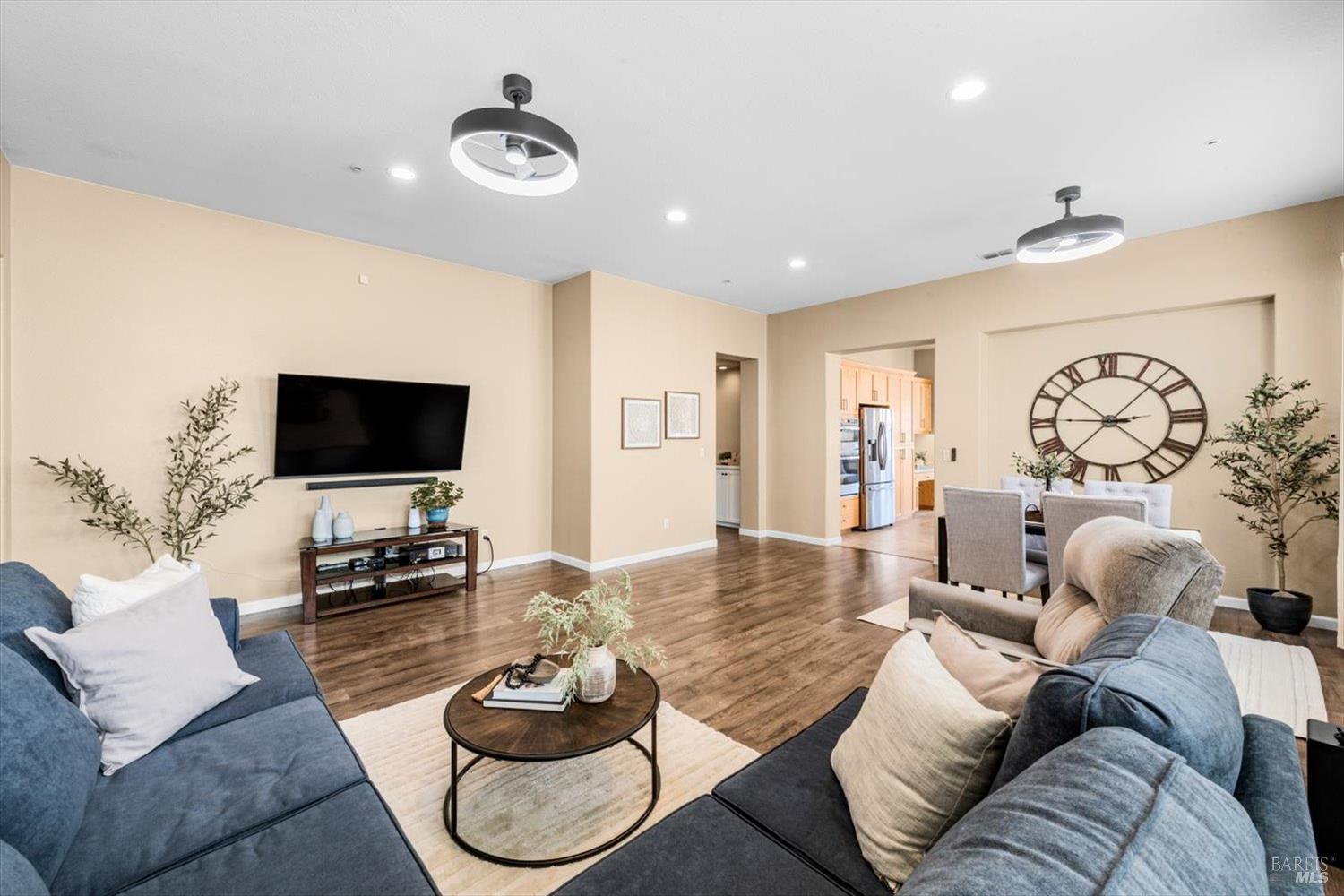 624 Emerald Hills Circle