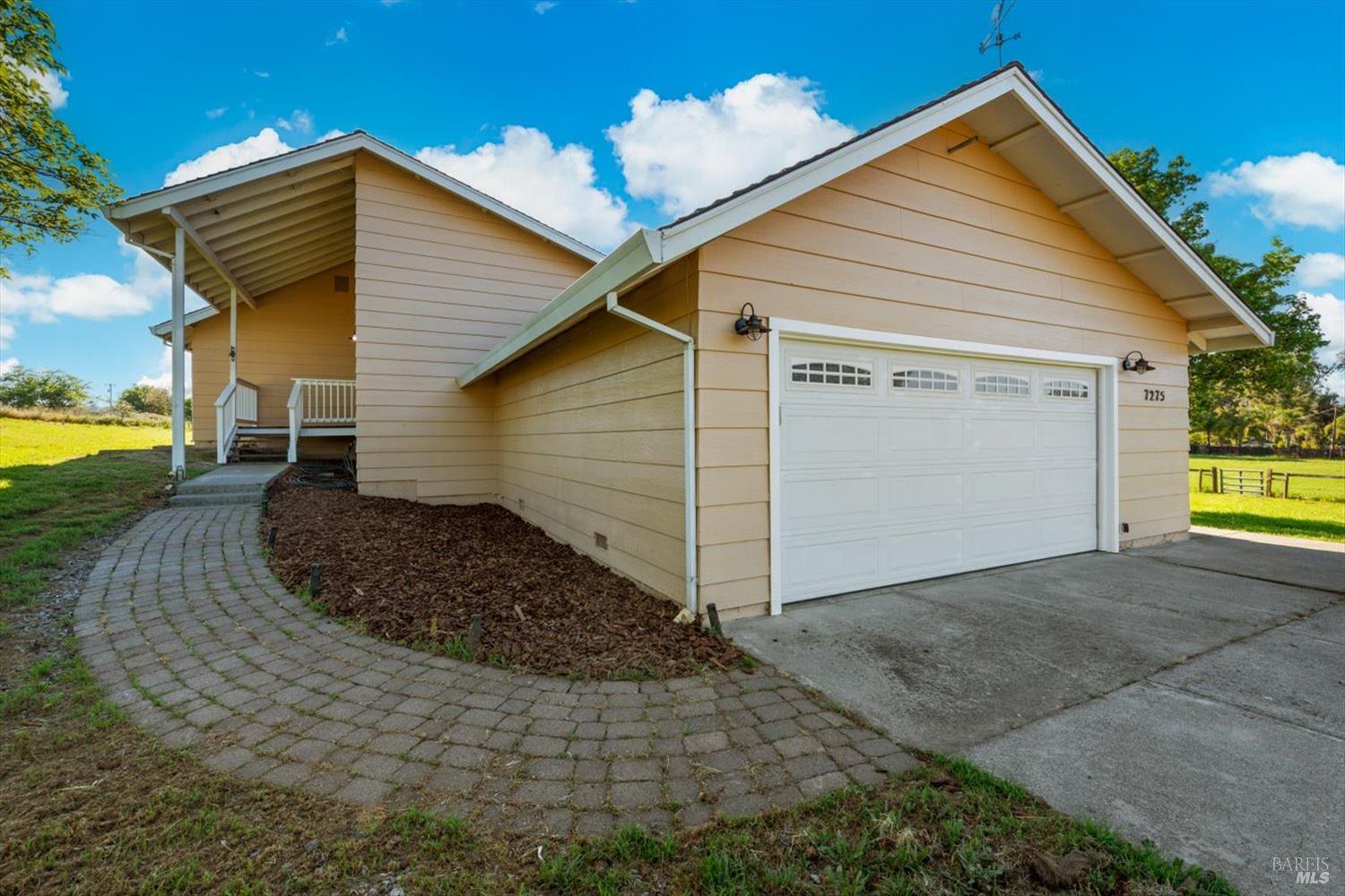 7275 Browns Valley Road