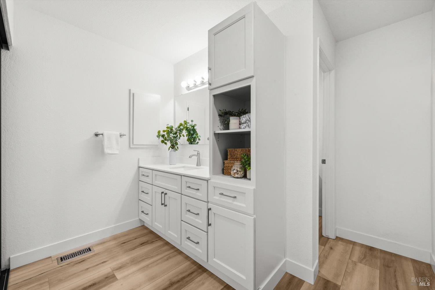 7275 Browns Valley Road