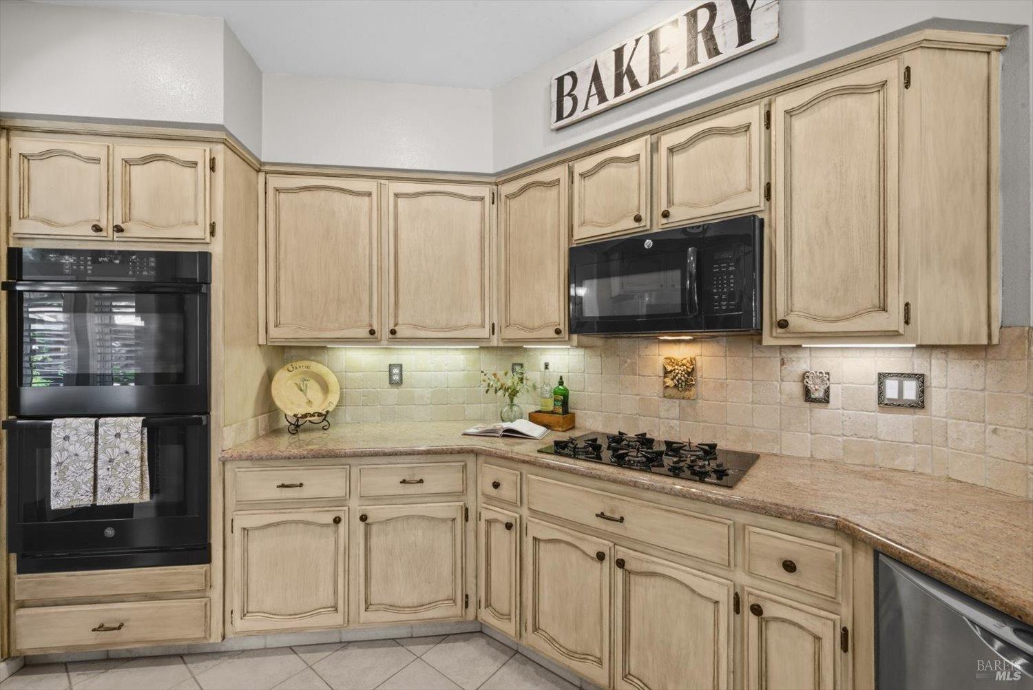 501 Canyon Oak Drive