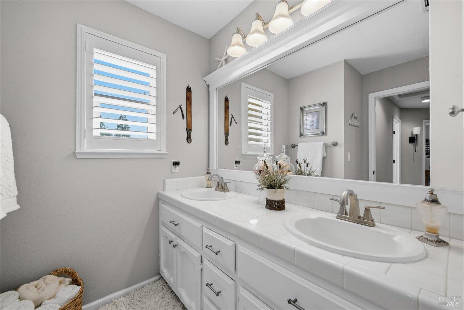 501 Canyon Oak Drive