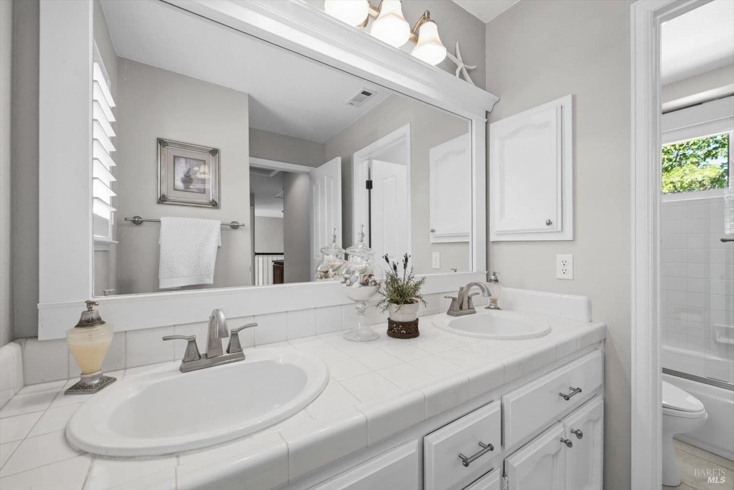 501 Canyon Oak Drive