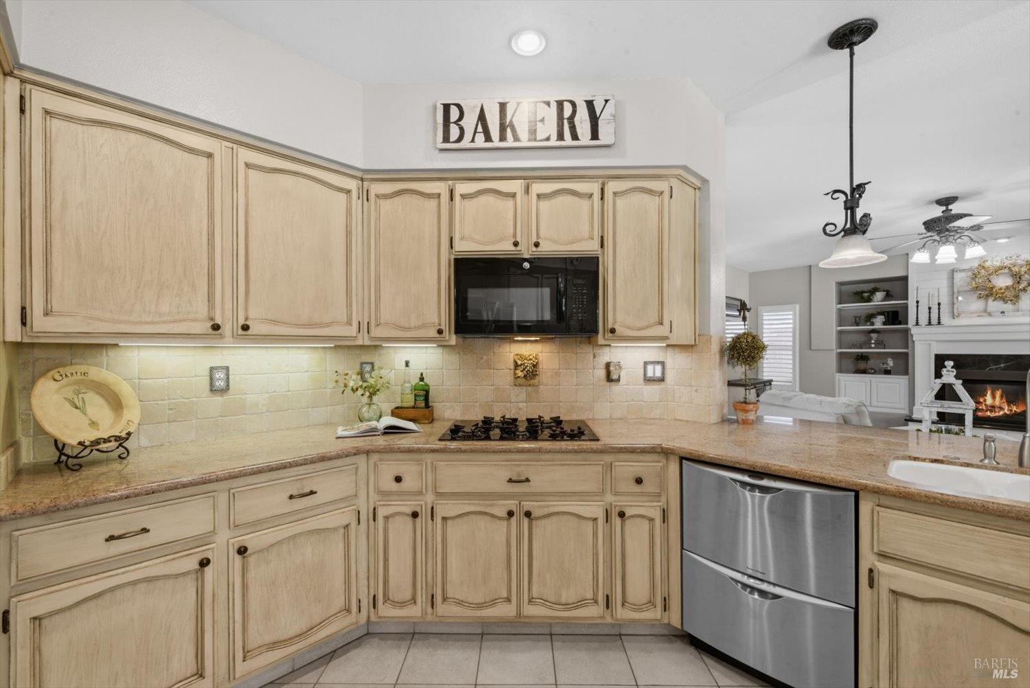 501 Canyon Oak Drive