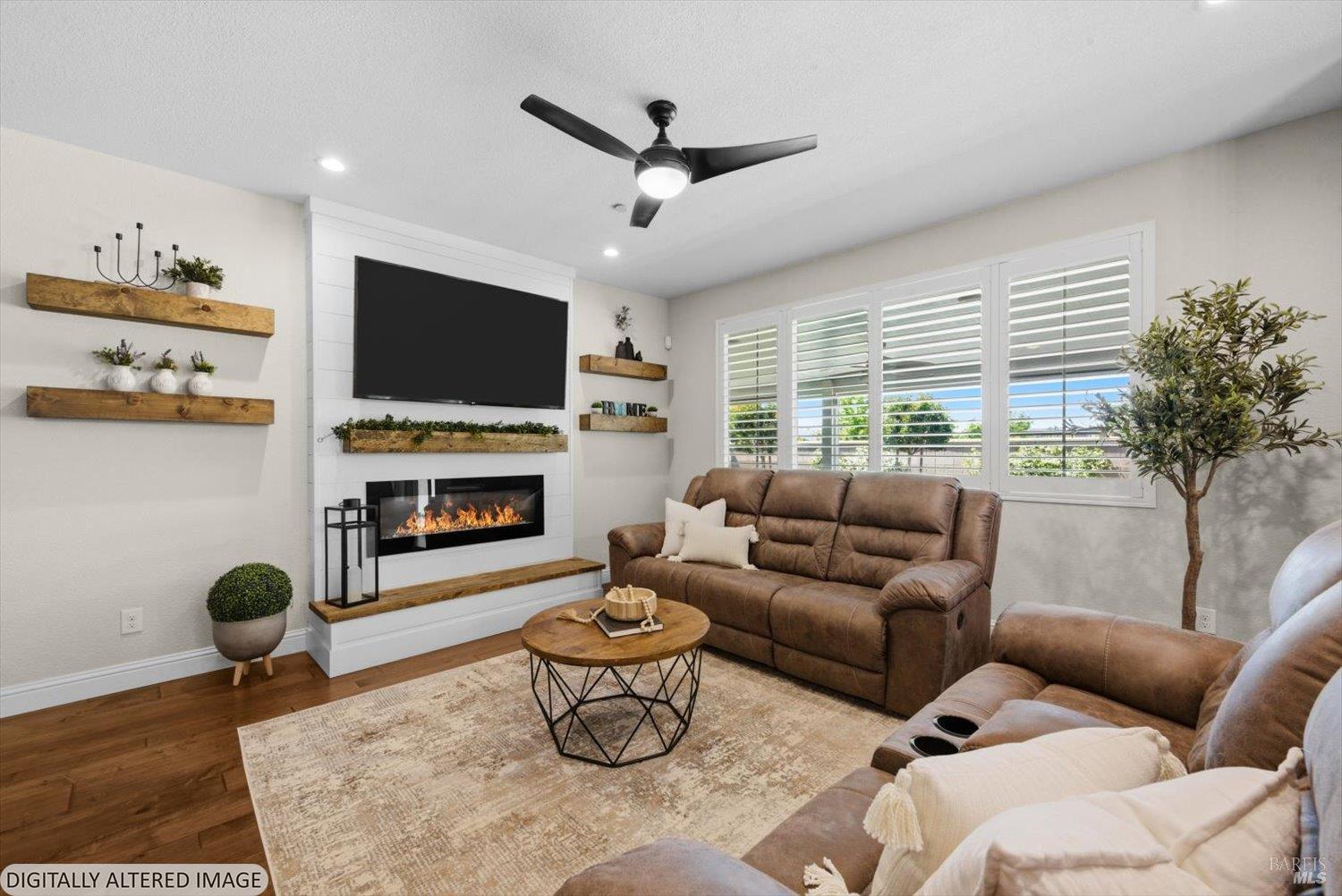 321 Water Lily Circle