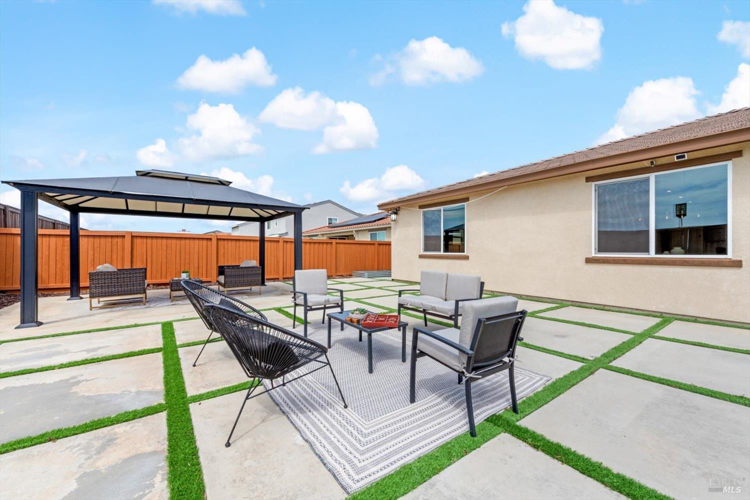 1455 Blossom Way