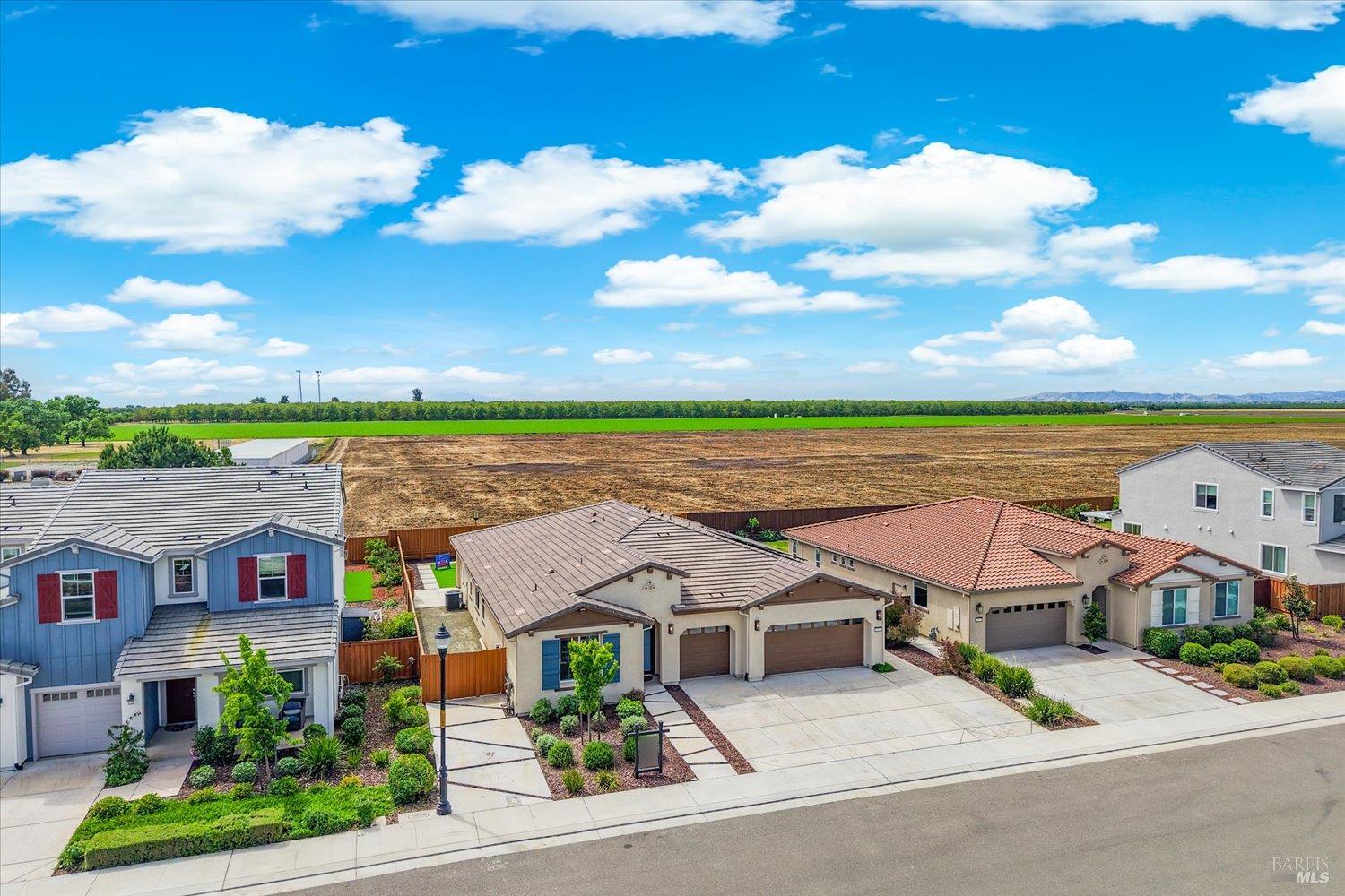 1455 Blossom Way