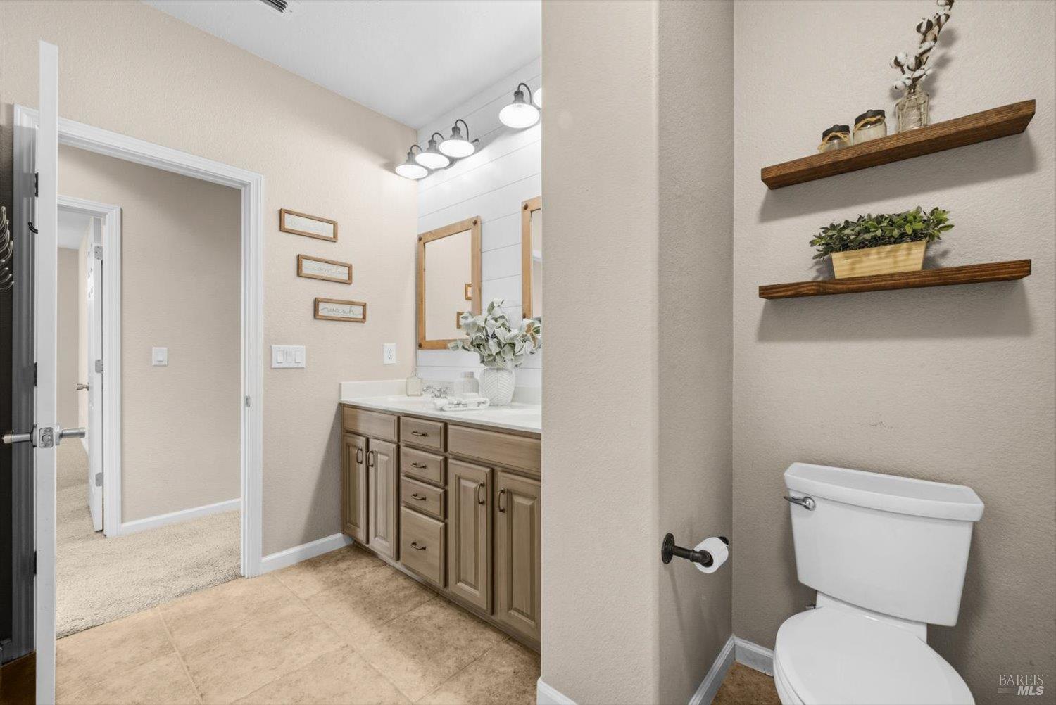 566 Santa Teresa Court