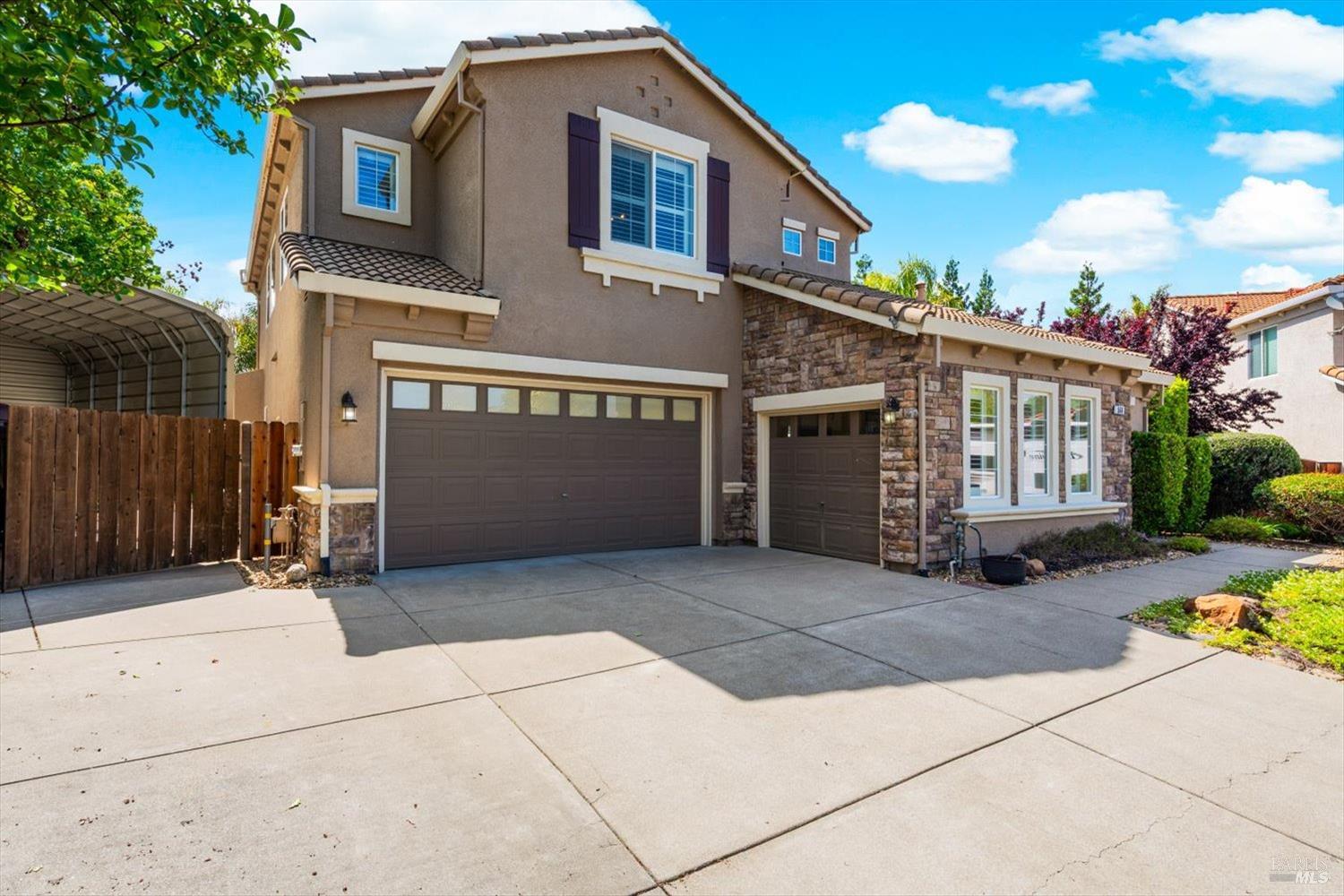 566 Santa Teresa Court