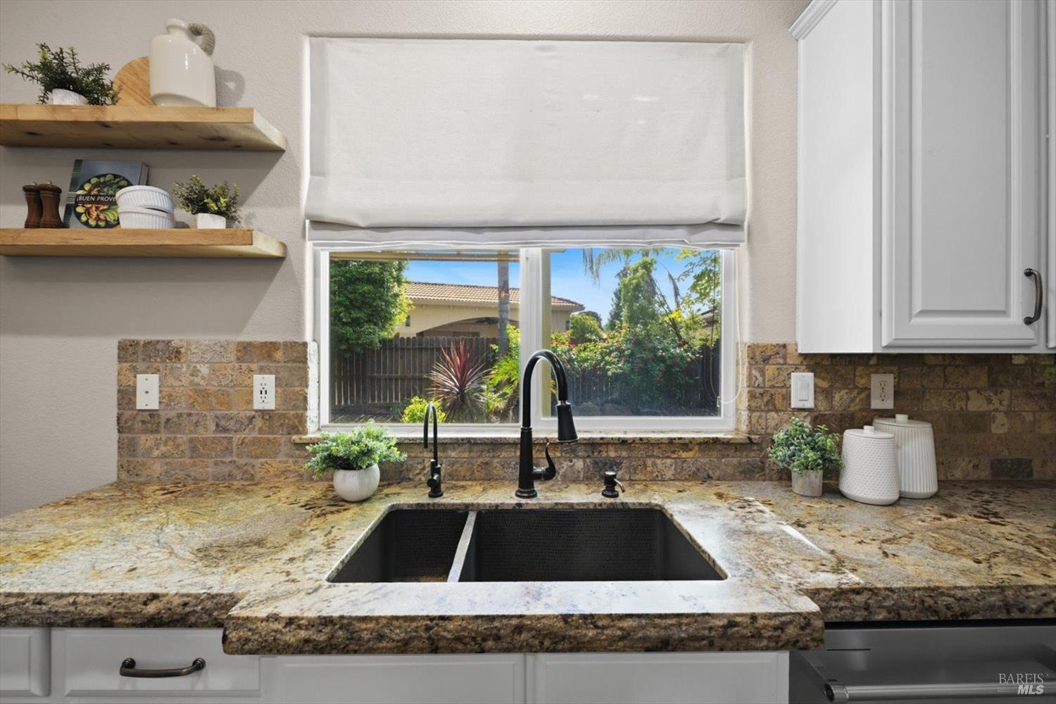 566 Santa Teresa Court