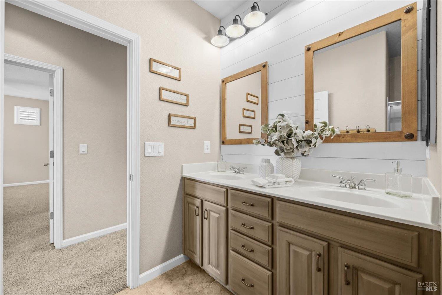 566 Santa Teresa Court