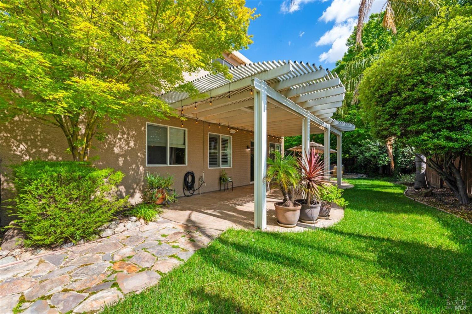 566 Santa Teresa Court