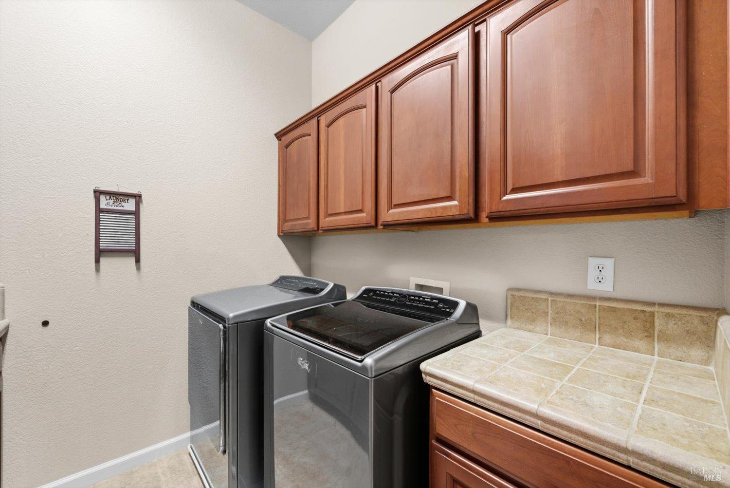 566 Santa Teresa Court