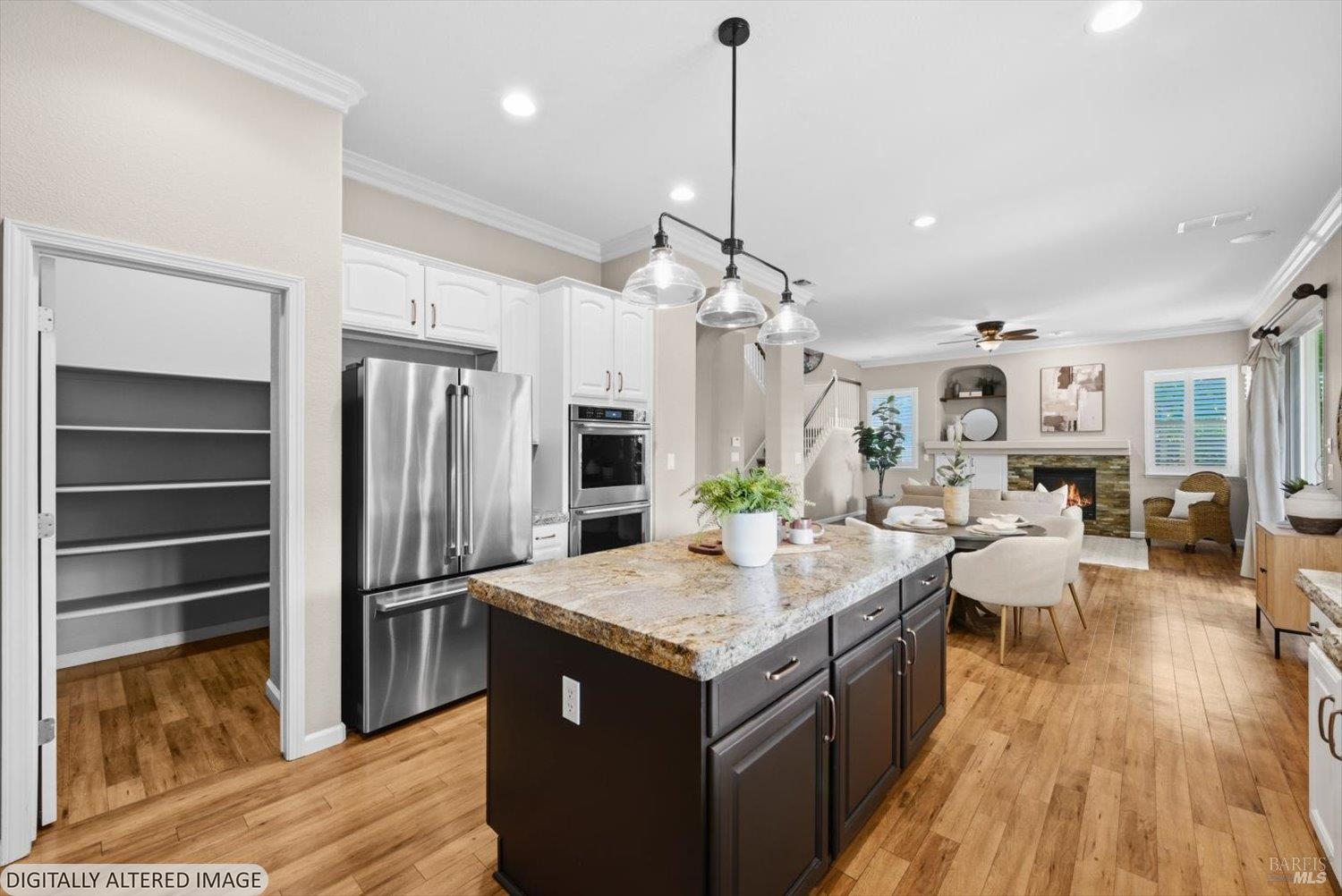 566 Santa Teresa Court