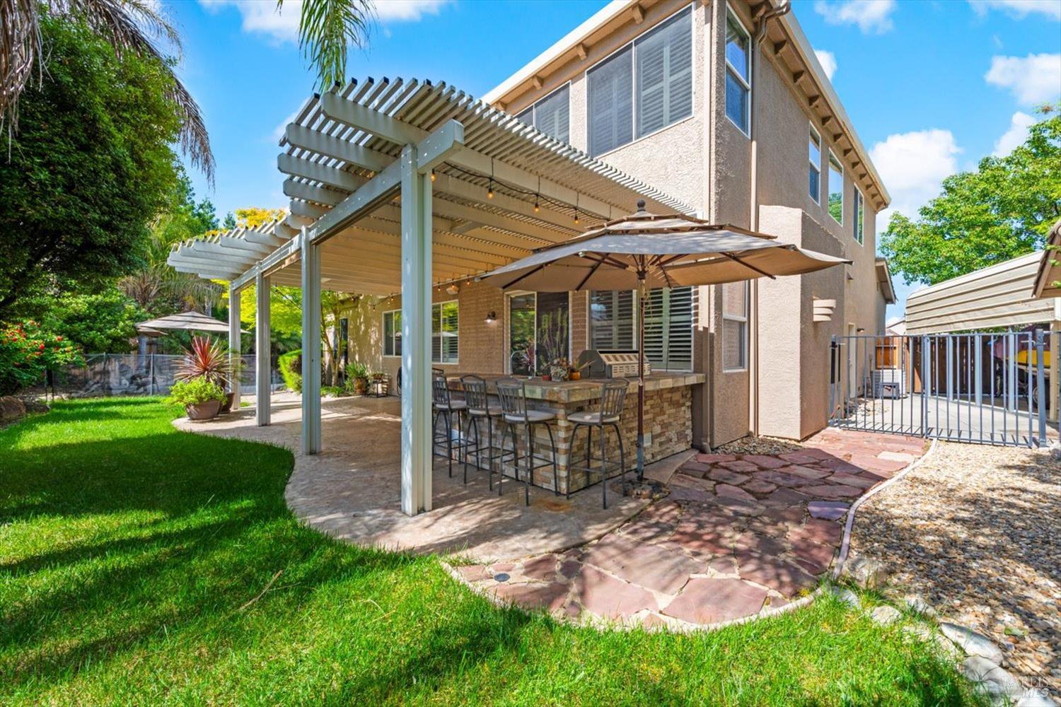 566 Santa Teresa Court