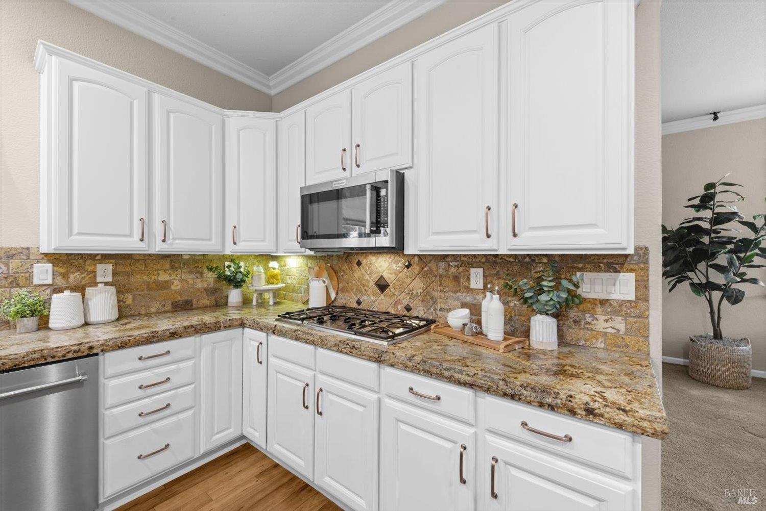 566 Santa Teresa Court