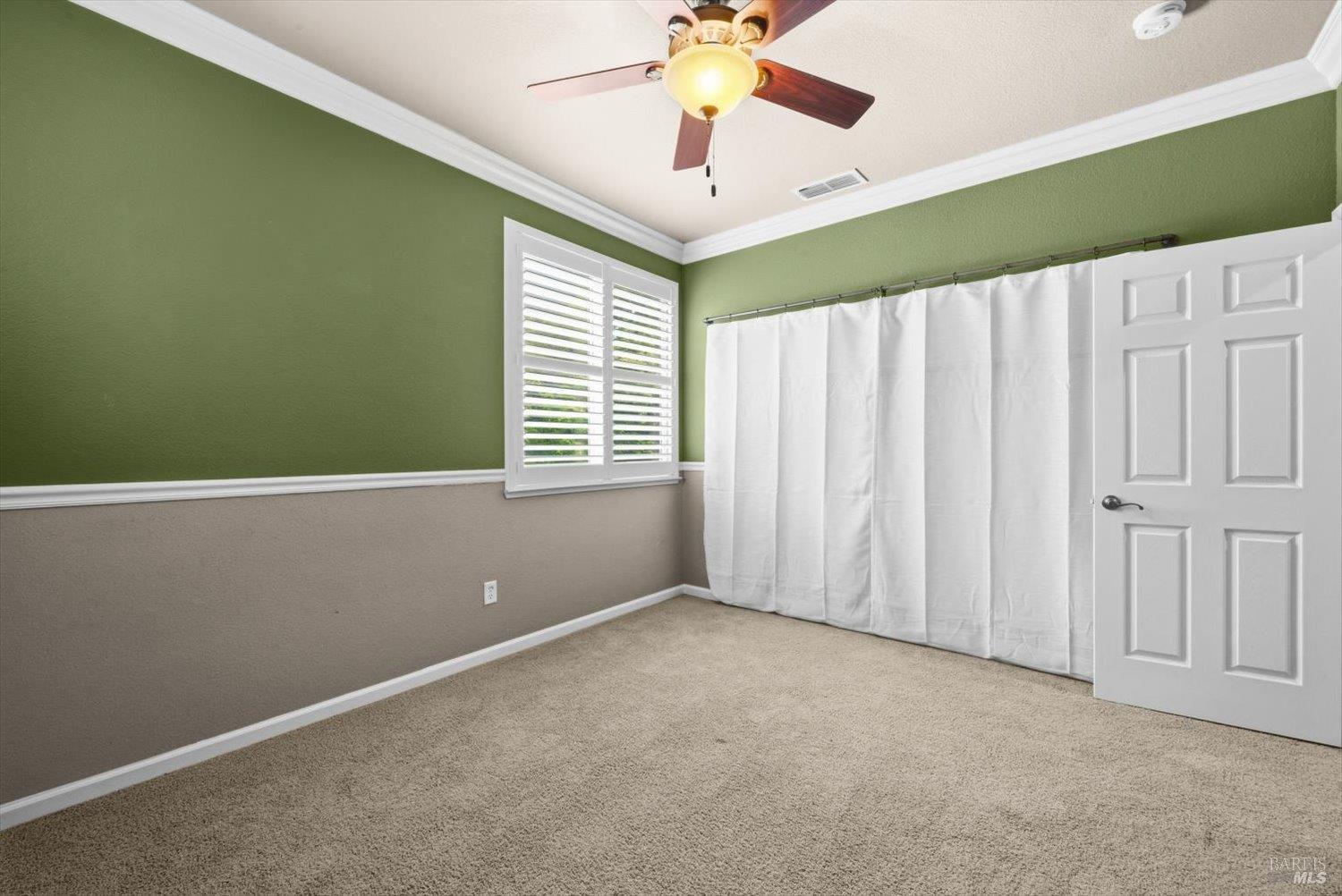 566 Santa Teresa Court