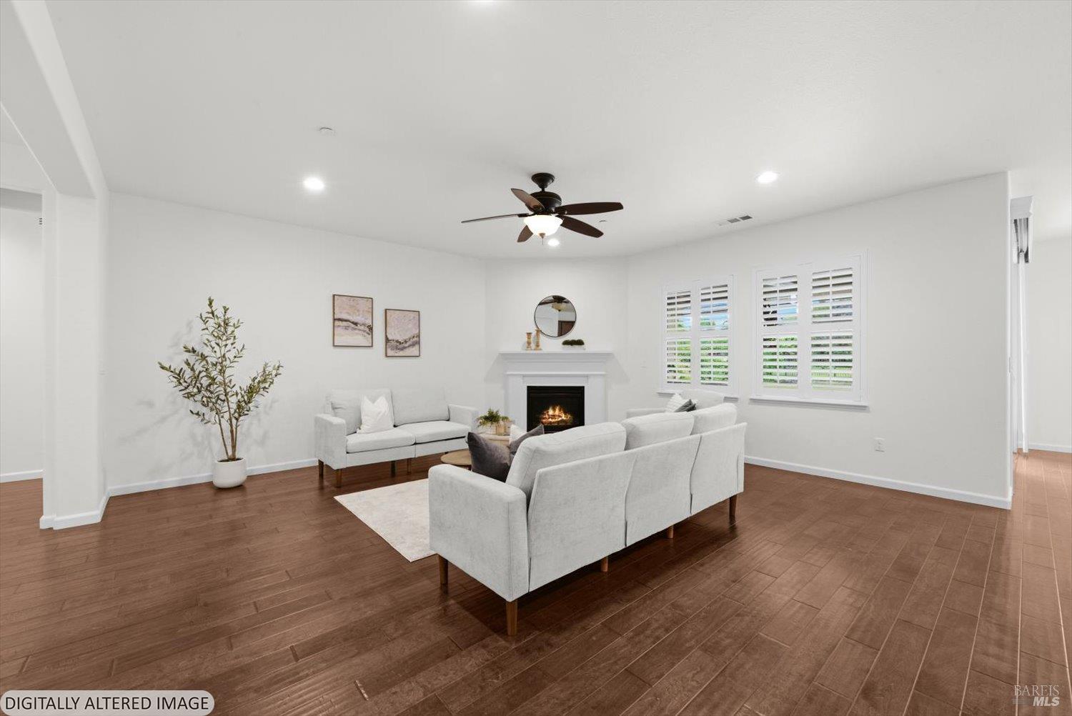 4473 Avondale Circle