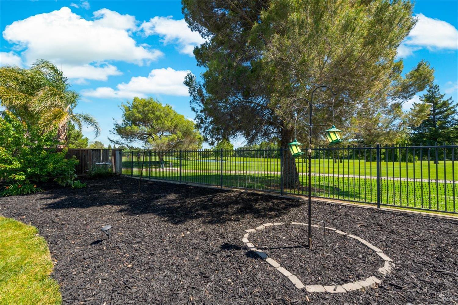 4473 Avondale Circle