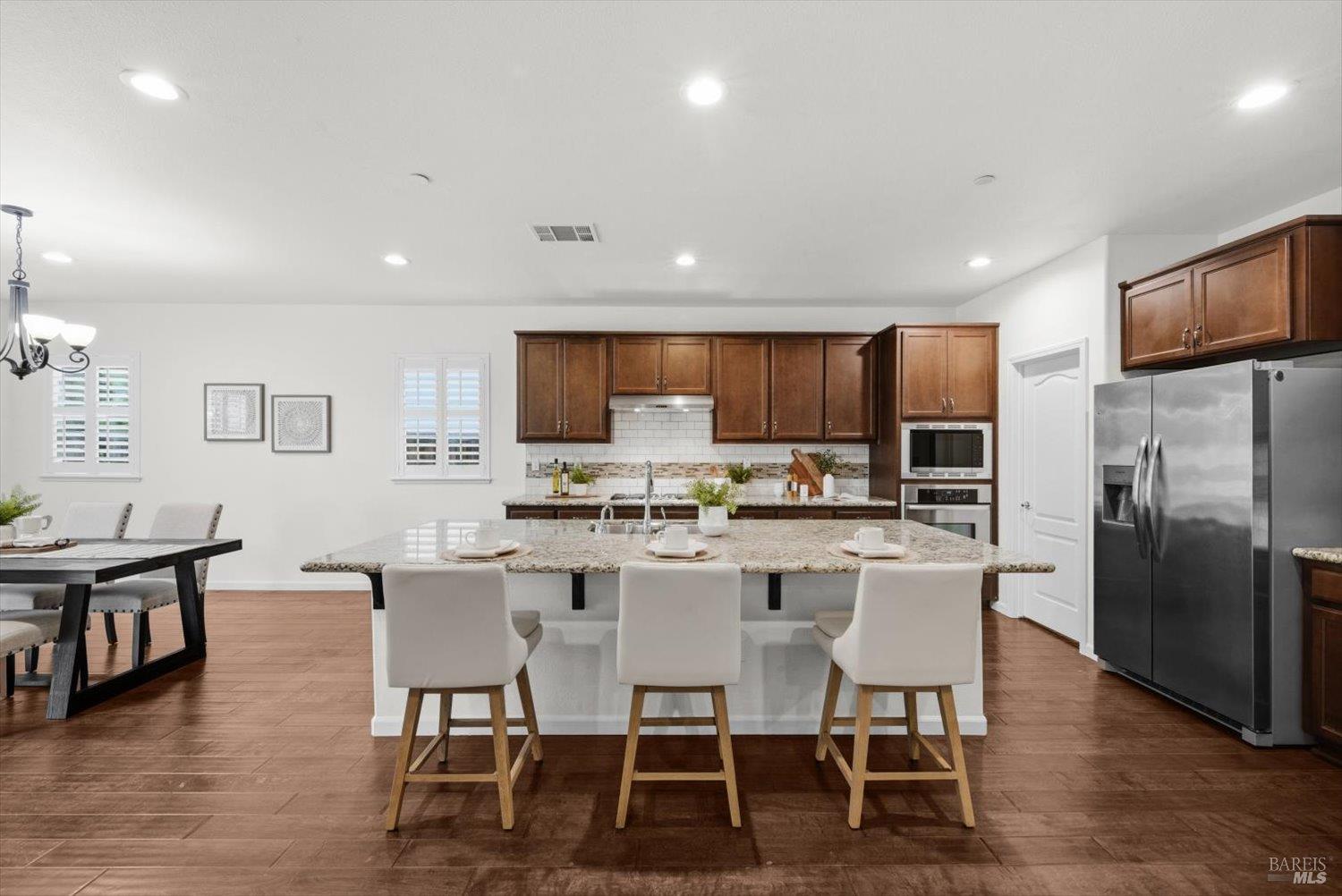 4473 Avondale Circle