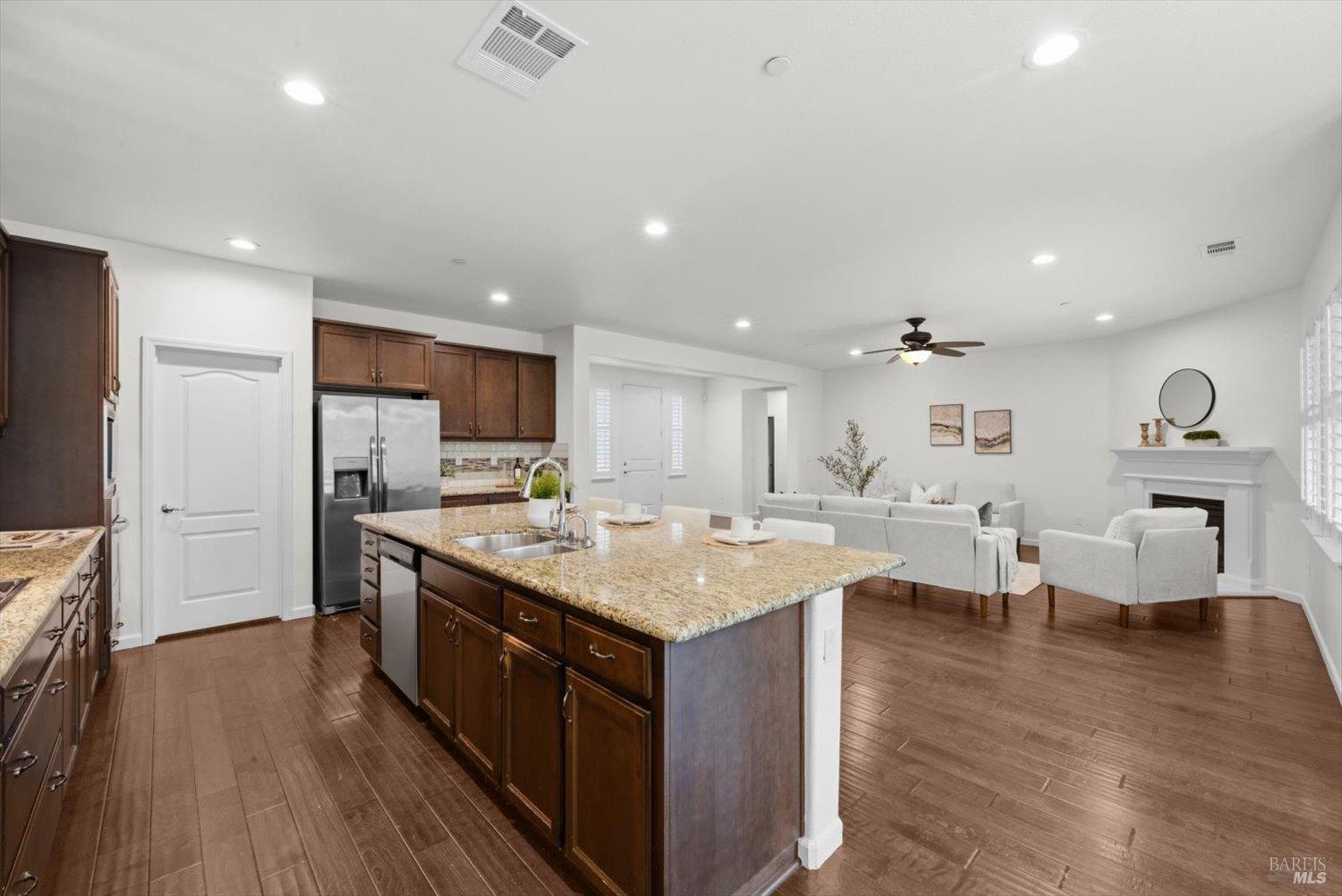 4473 Avondale Circle