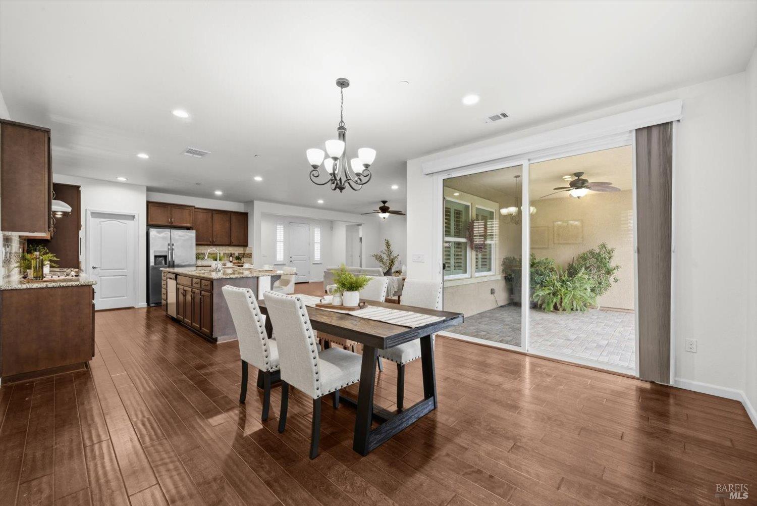 4473 Avondale Circle
