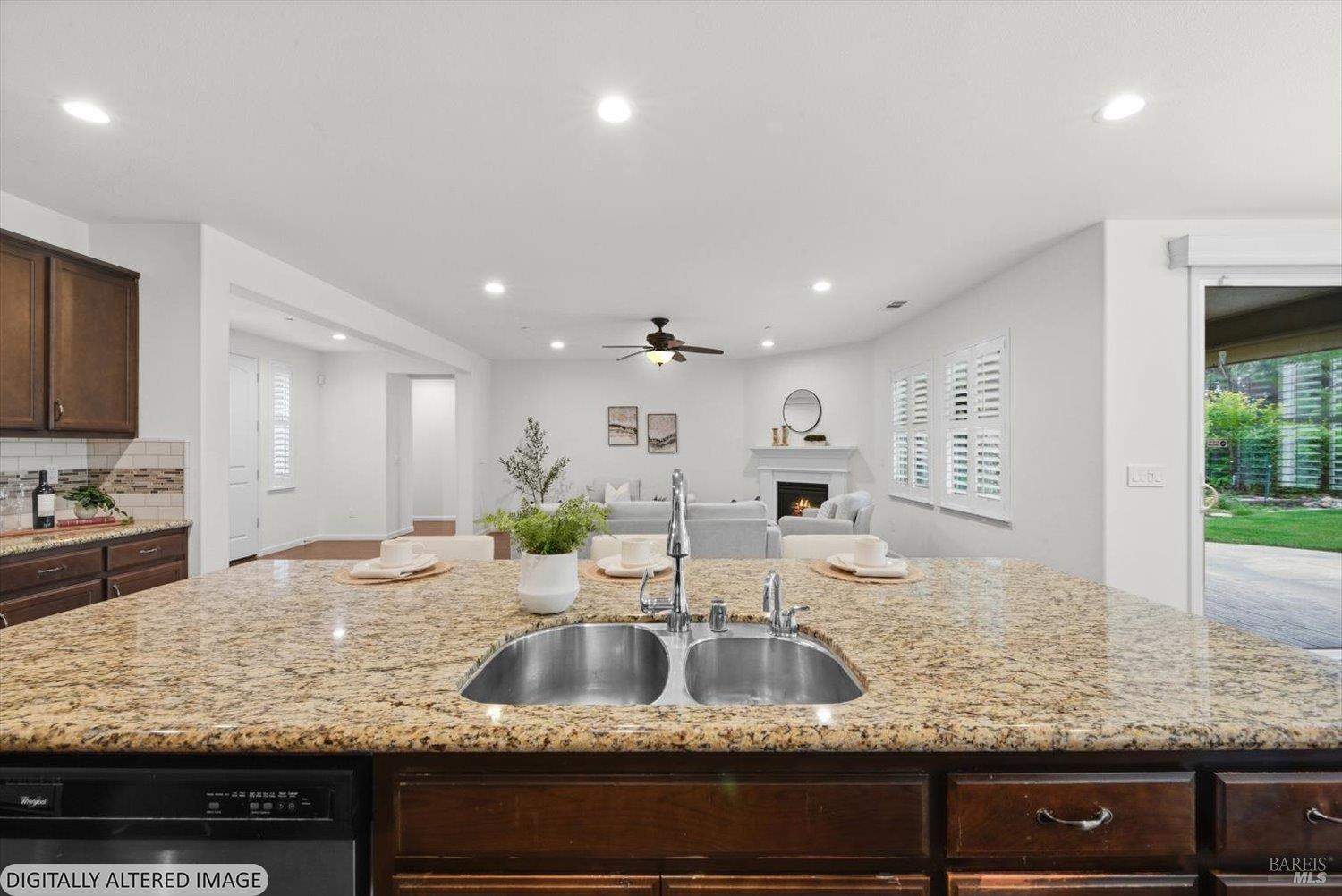 4473 Avondale Circle