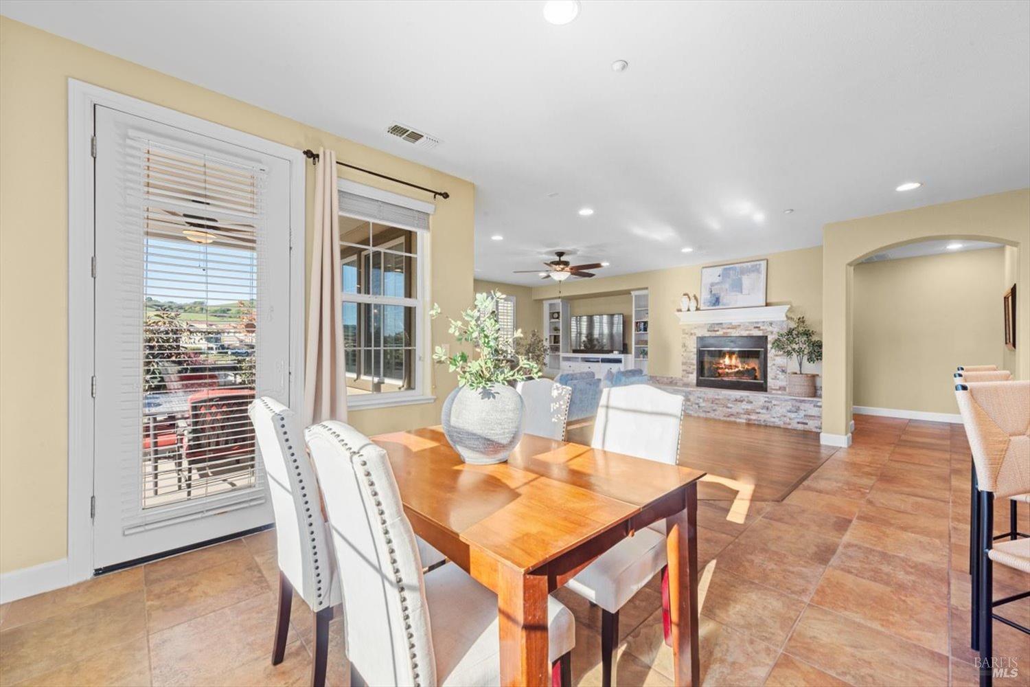 455 Peacock Way