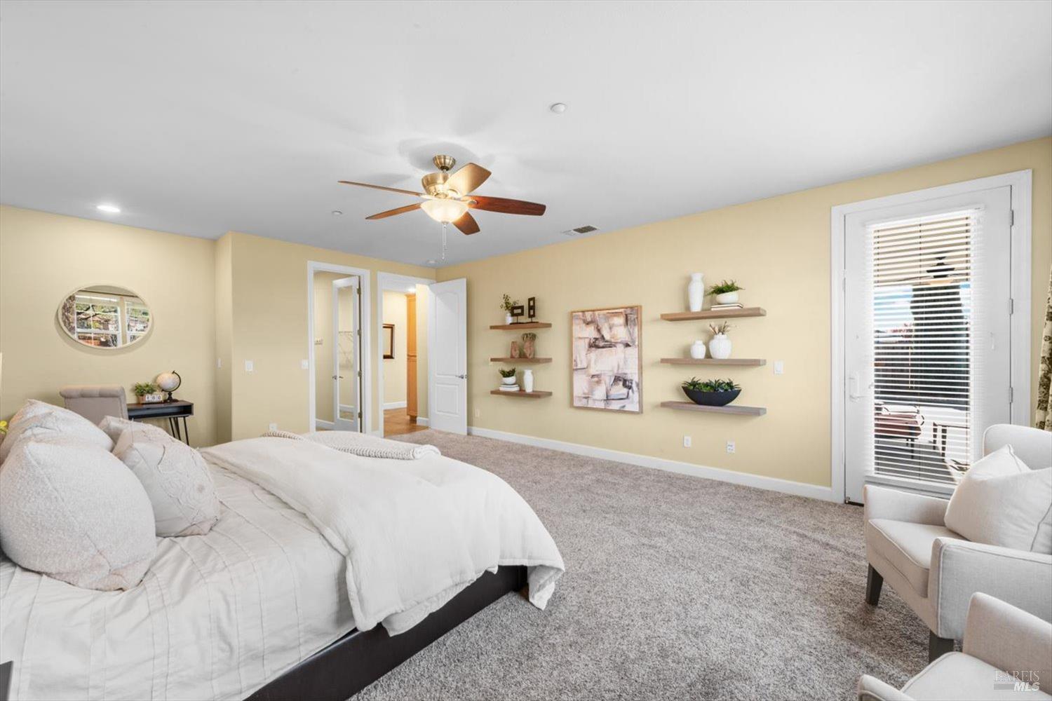 455 Peacock Way