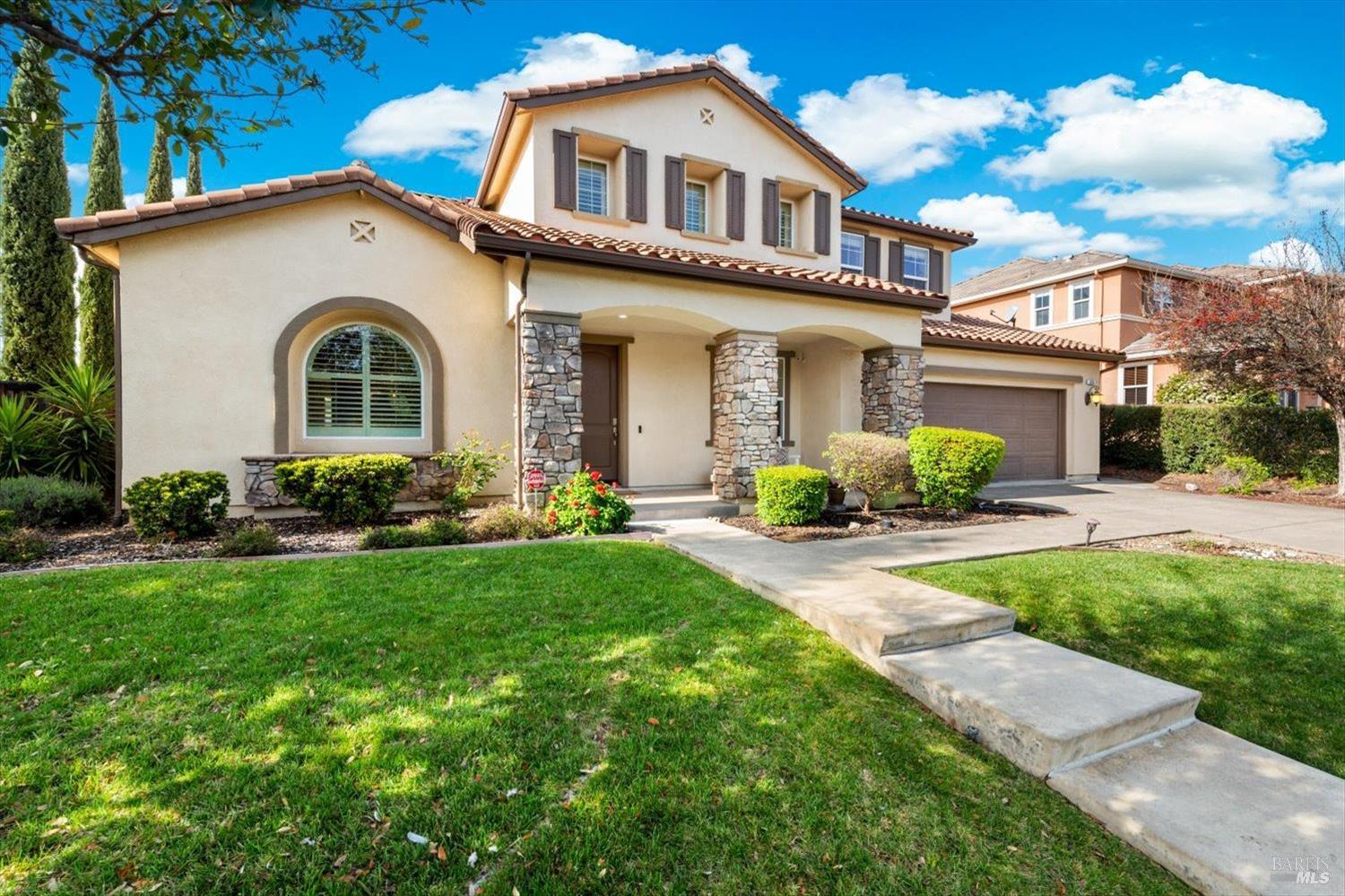 455 Peacock Way