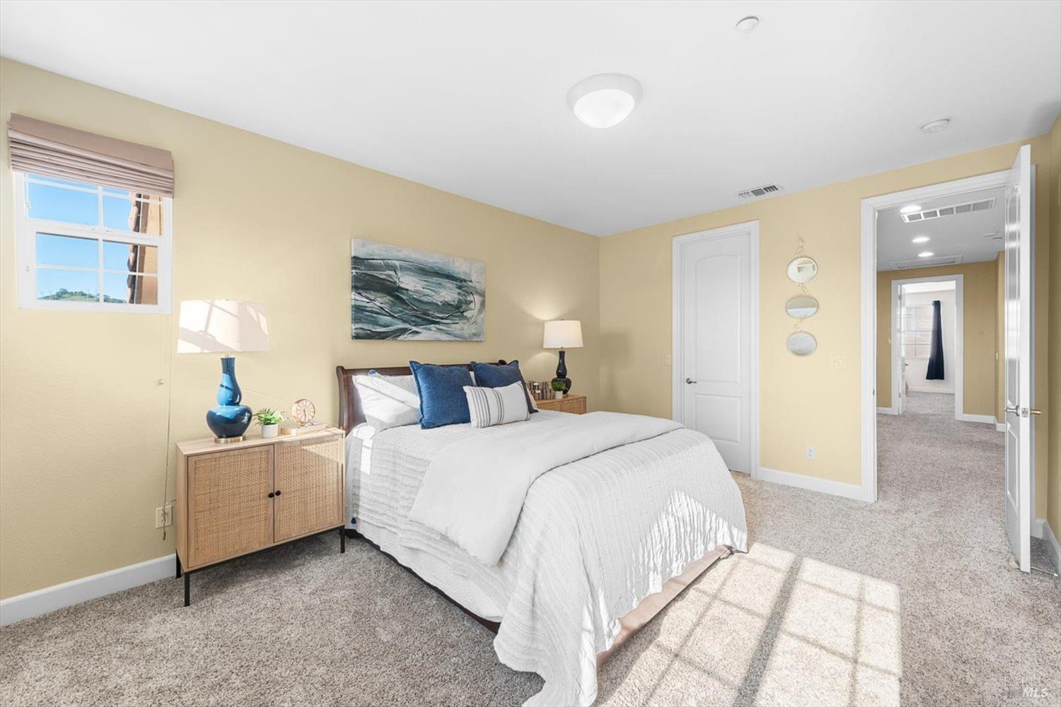455 Peacock Way