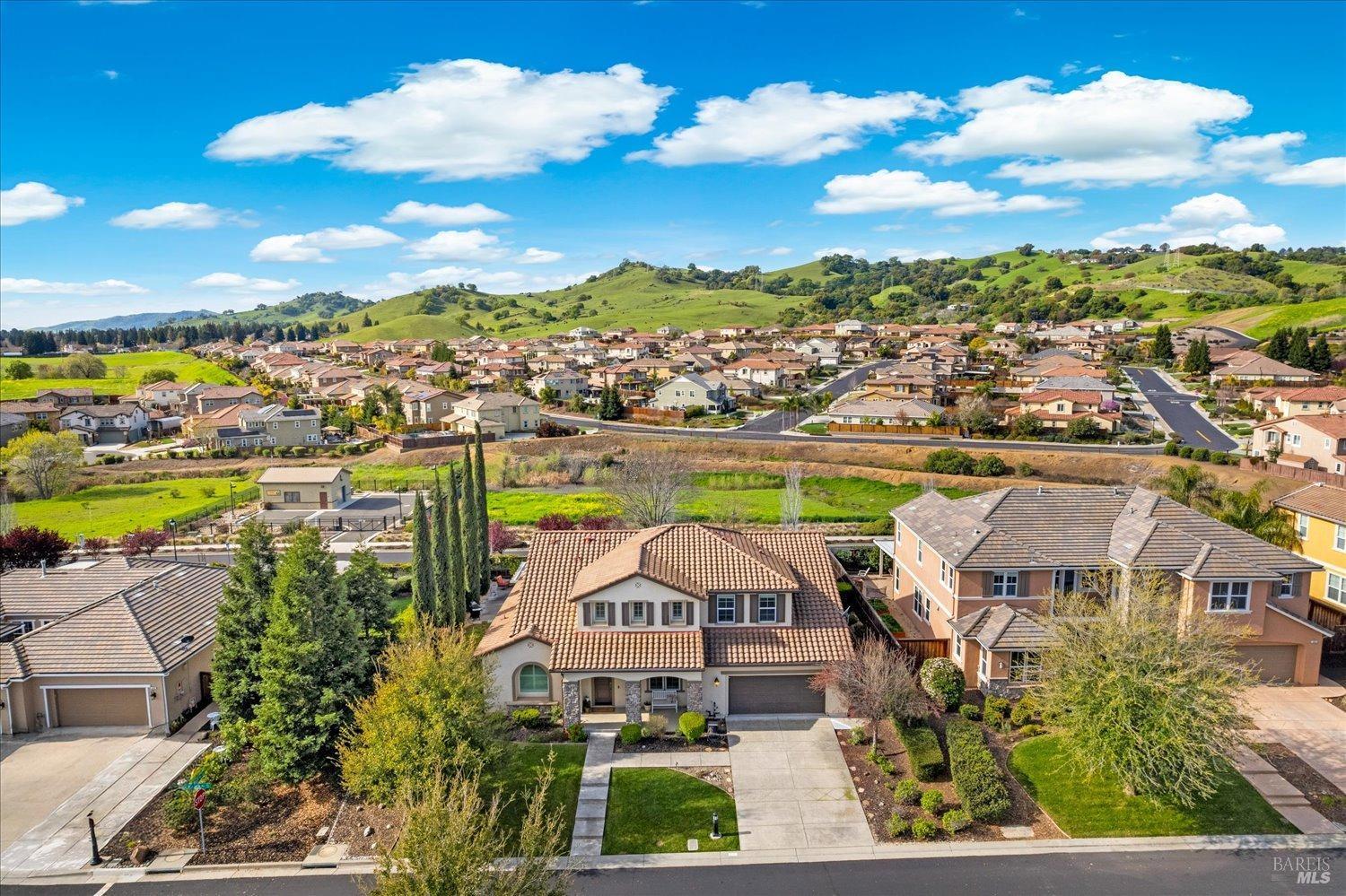455 Peacock Way