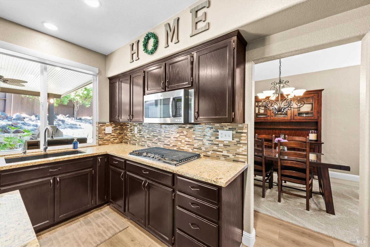 3305 Hillridge Court