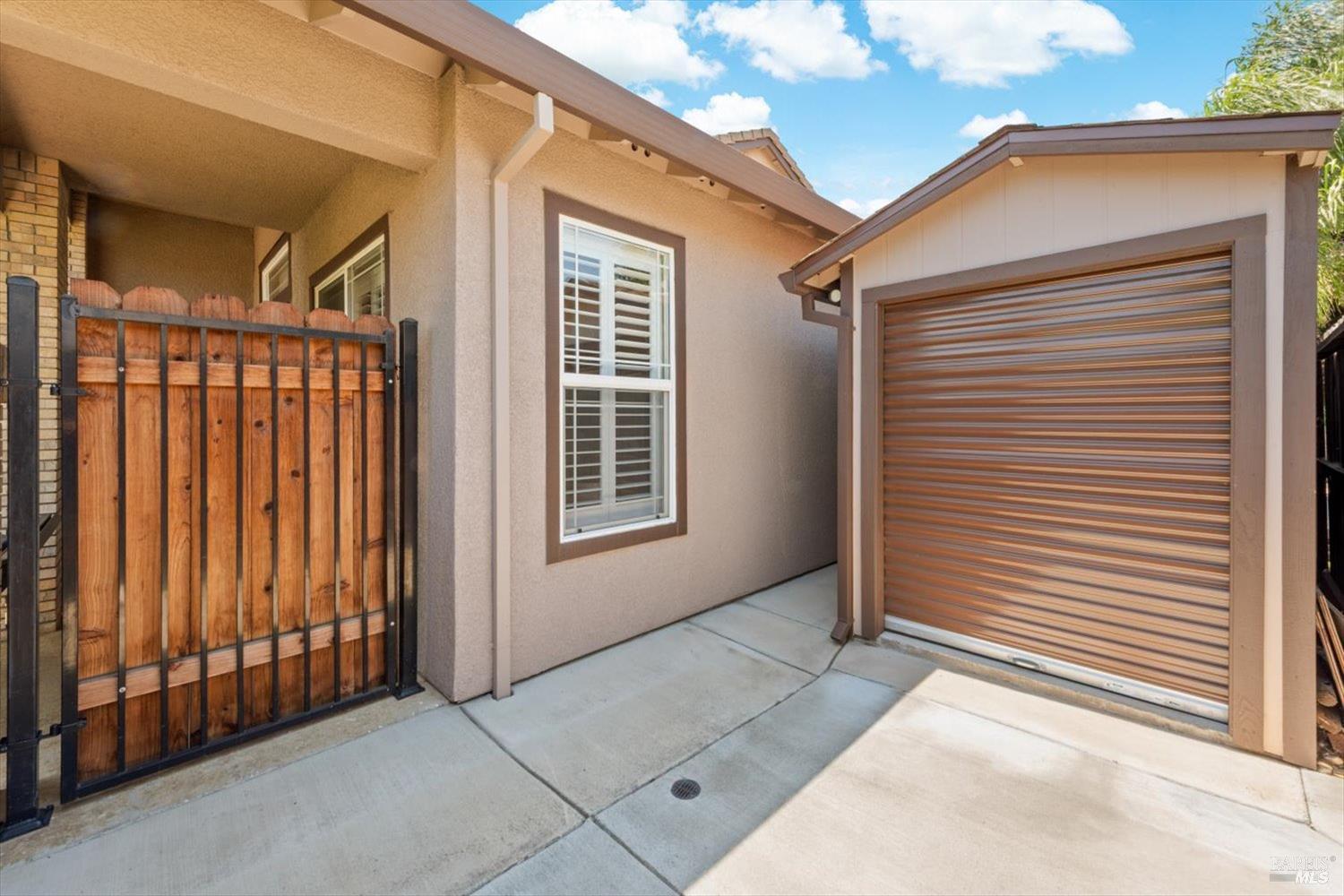 3305 Hillridge Court