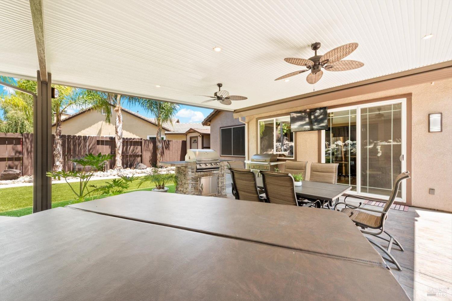 3305 Hillridge Court