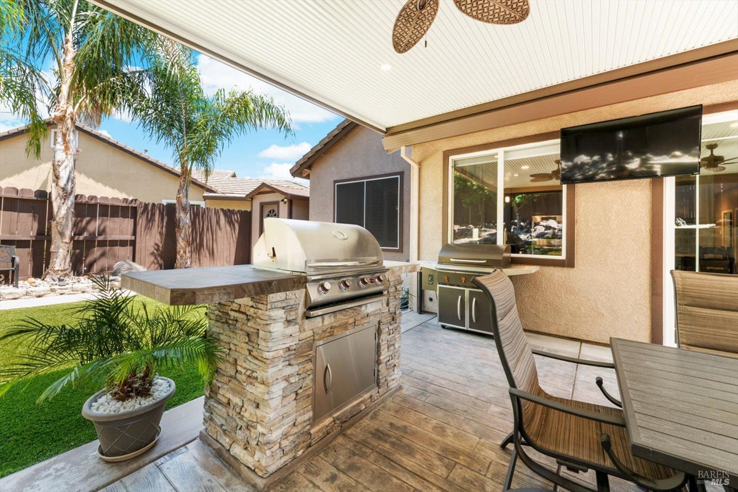 3305 Hillridge Court