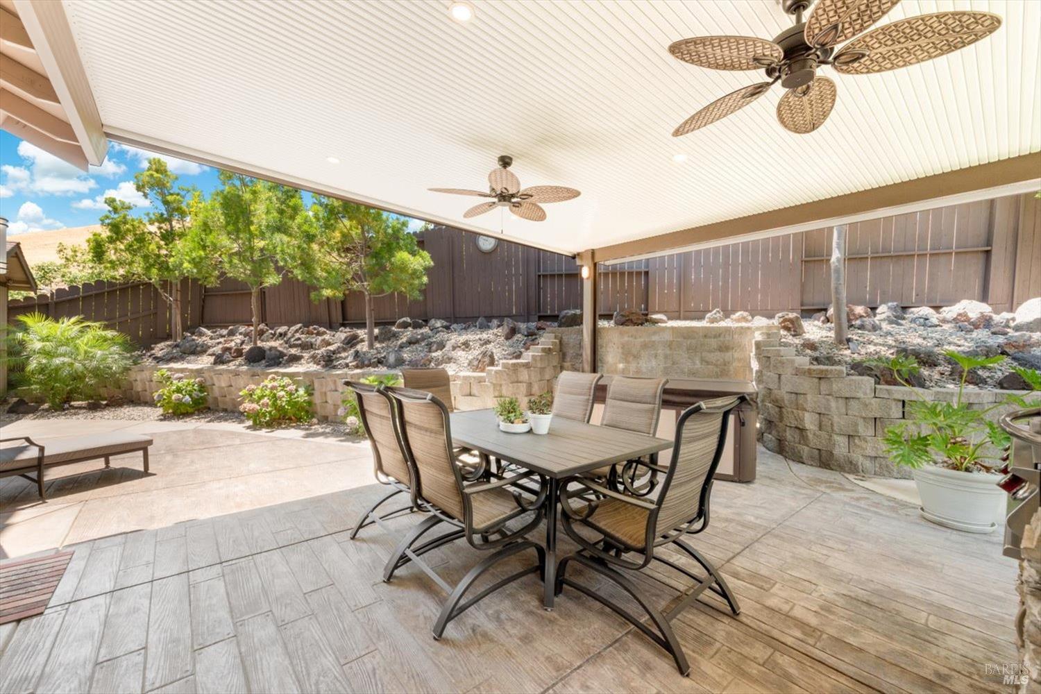 3305 Hillridge Court