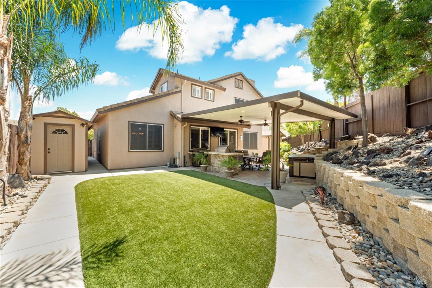 3305 Hillridge Court