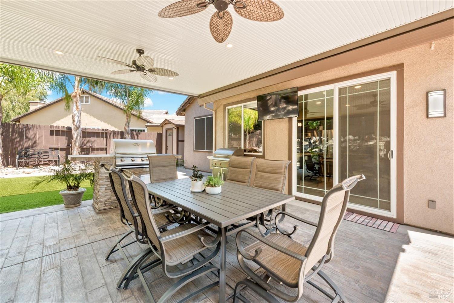 3305 Hillridge Court