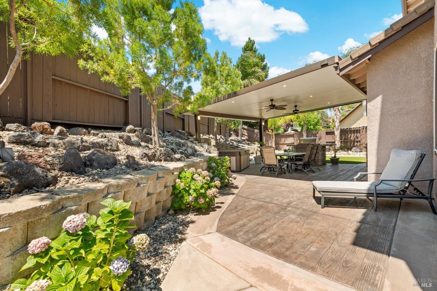 3305 Hillridge Court