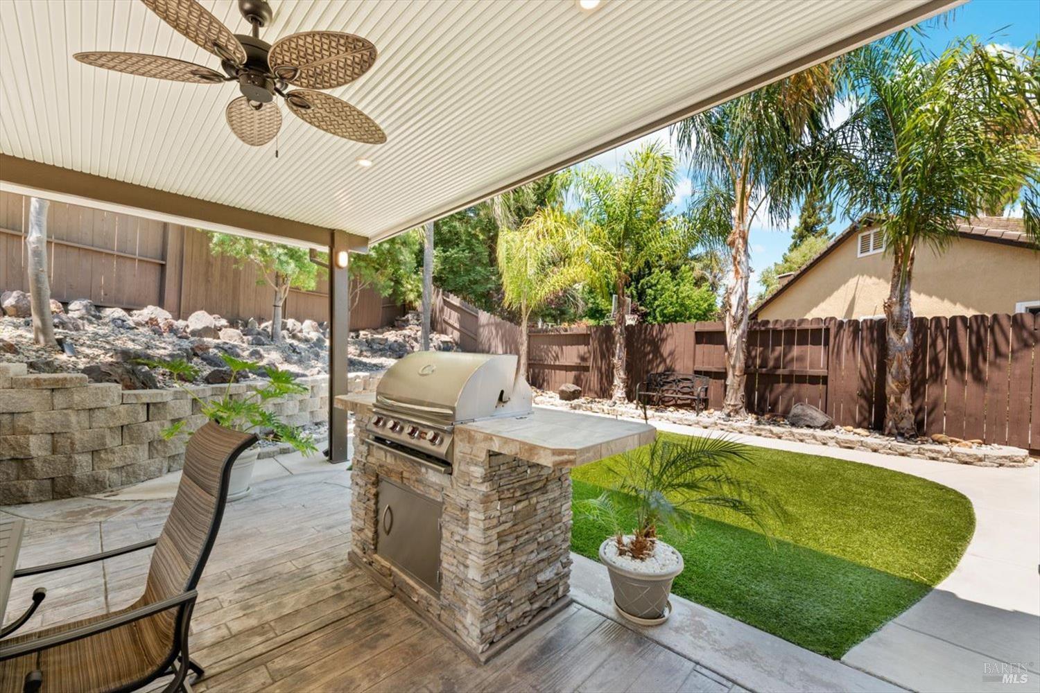 3305 Hillridge Court