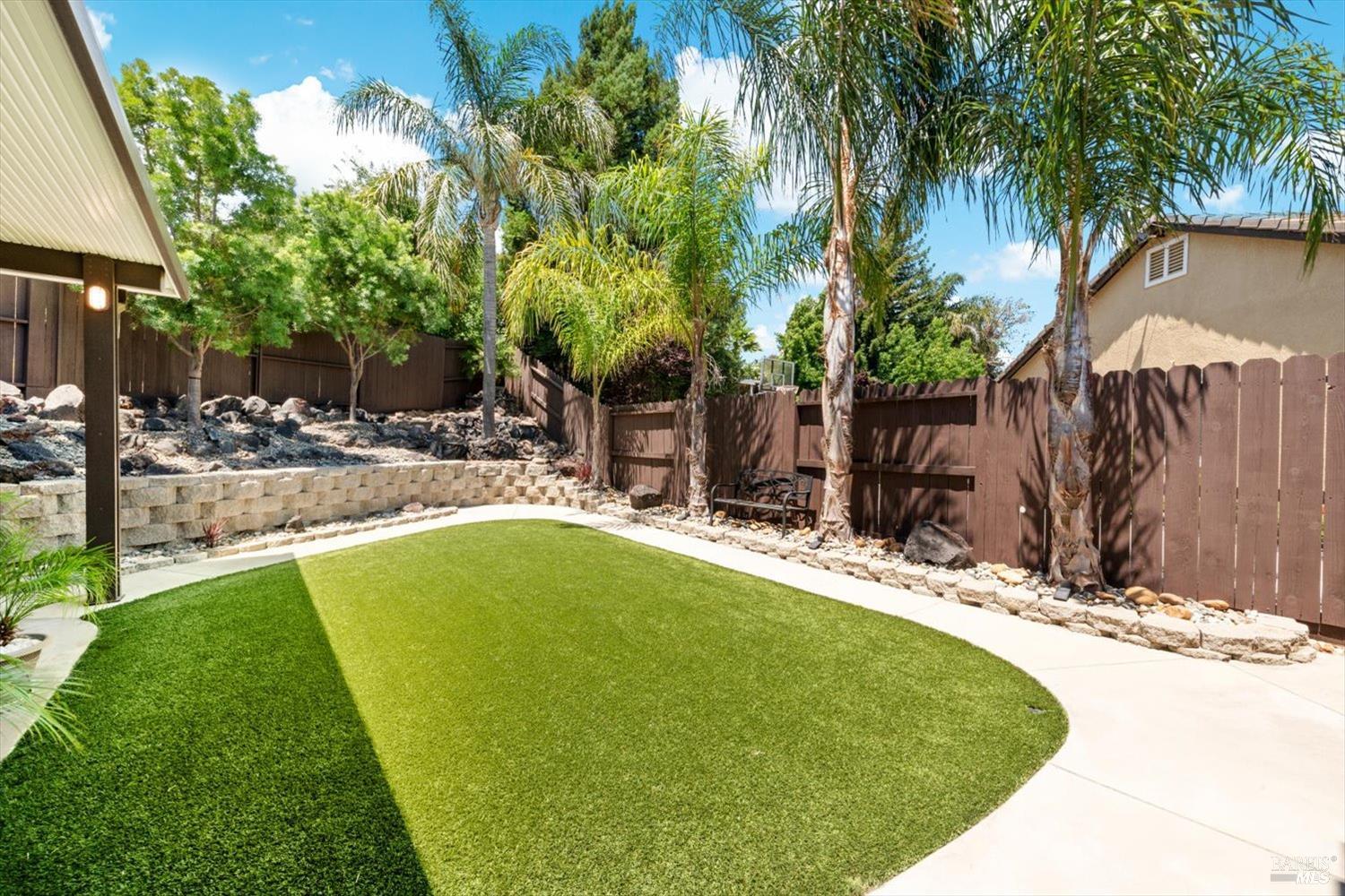 3305 Hillridge Court